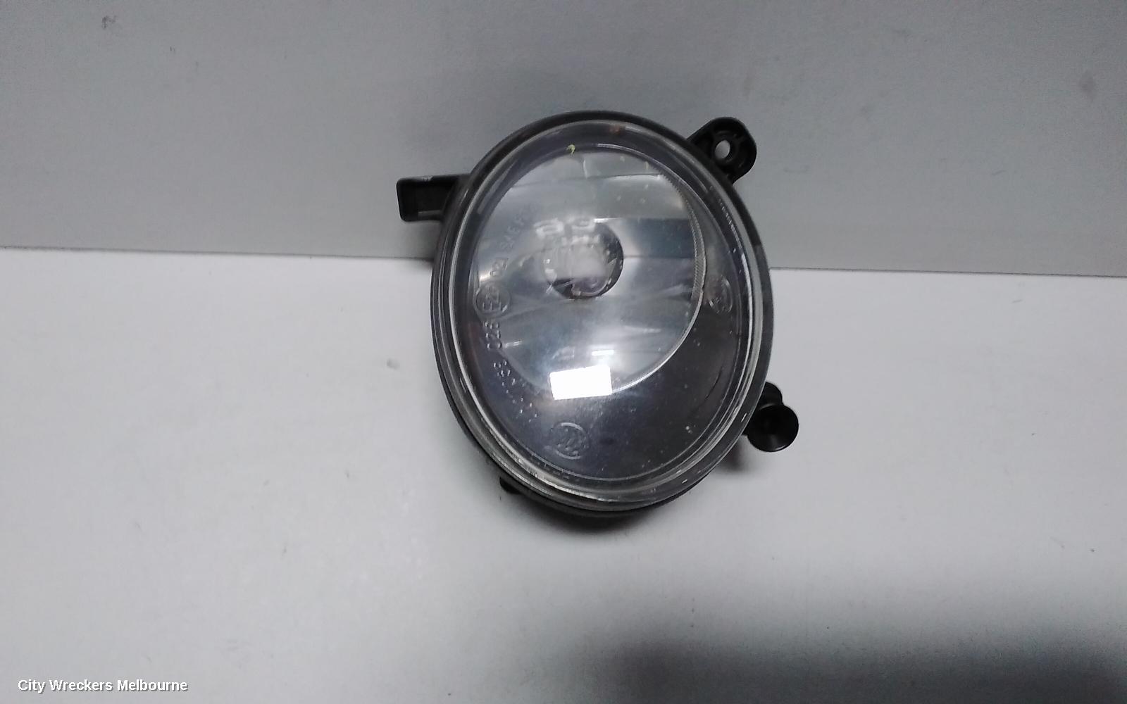 AUDI A4 LEFT INDICATOR/FOG/SIDE, BUMPER FOGLAMP, B8 8K, 02/2008 - 06/2012