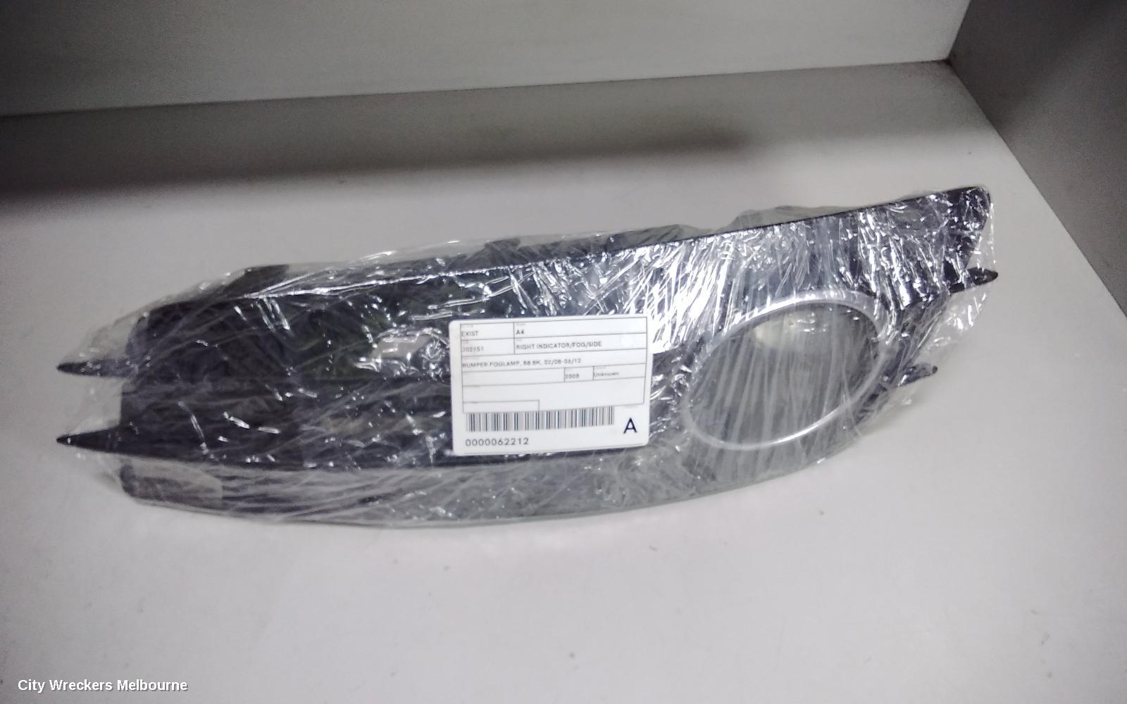 AUDI A4 RIGHT INDICATOR/FOG/SIDE, BUMPER FOGLAMP, B8 8K, 02/2008 - 06/2012