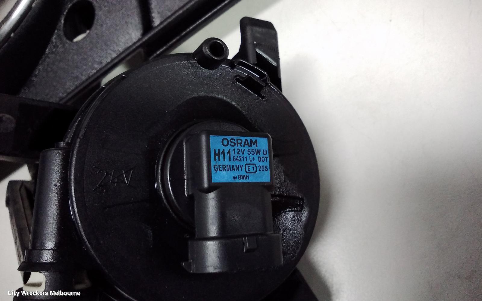 AUDI A4 RIGHT INDICATOR/FOG/SIDE, BUMPER FOGLAMP, B8 8K, 02/2008 - 06/2012