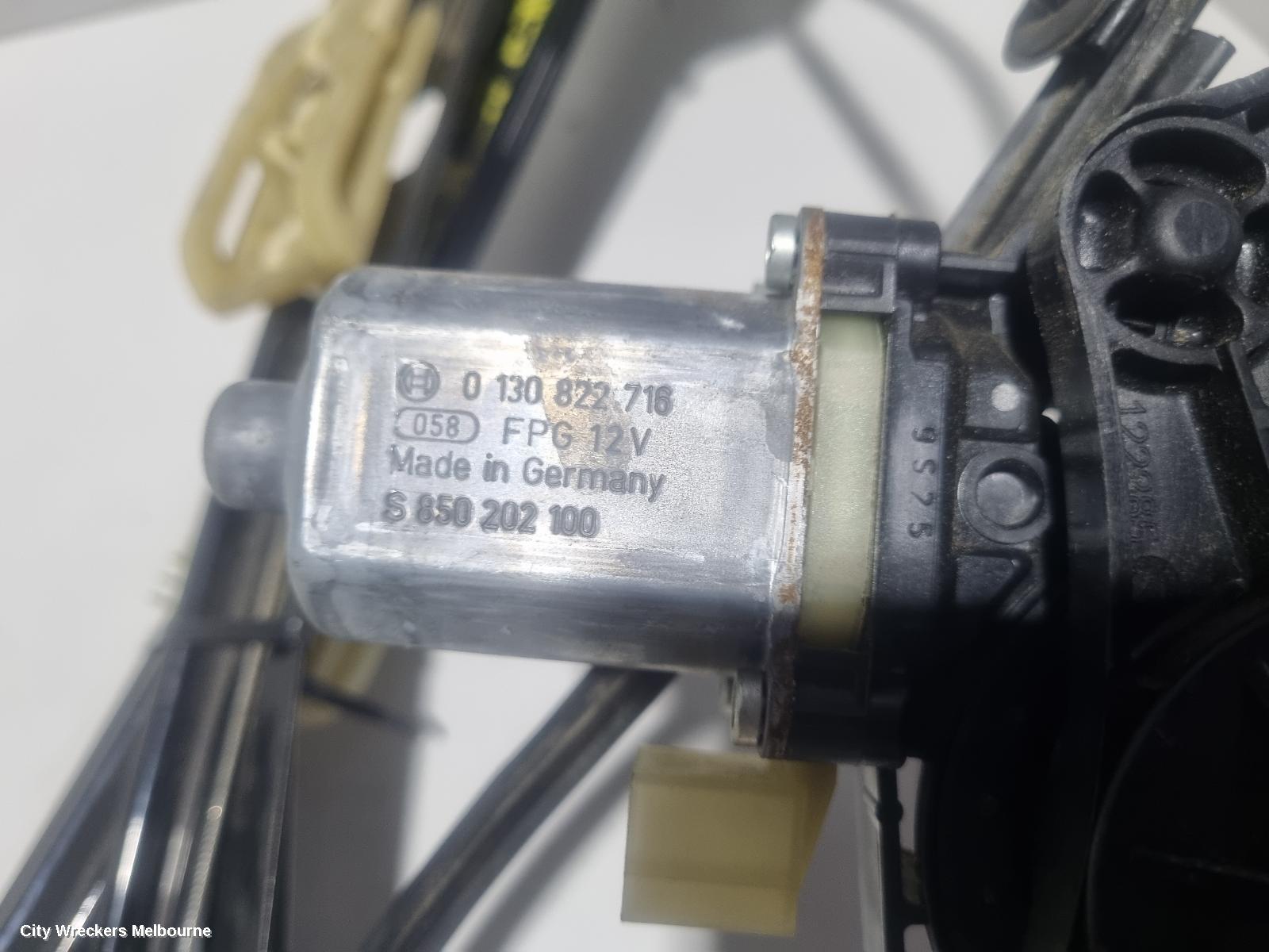 VOLKSWAGEN GOLF RIGHT FRONT WINDOW REG/MOTOR, GEN 7, 5DR HATCH/WAGON, 03/2013 - 08/2020