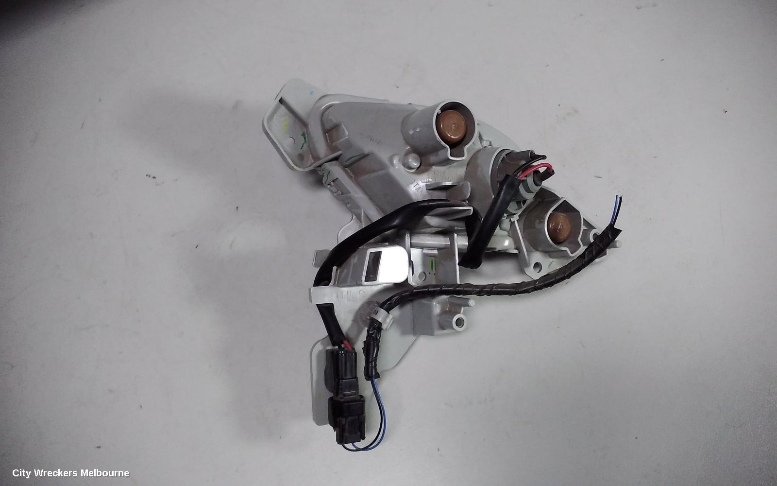 MAZDA CX3 RIGHT INDICATOR/FOG/SIDE, BUMPER FLASHER, DK, 03/2015 ONWARDS
