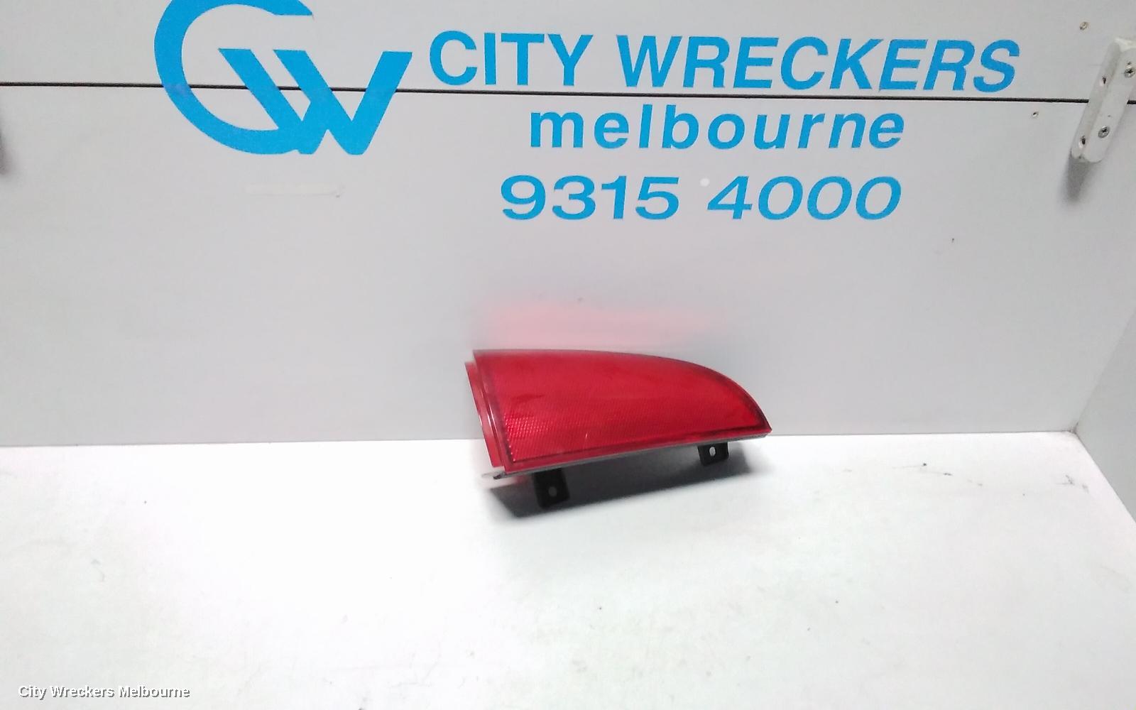 MERCEDES VITO LEFT TAILLIGHT, UPPER TAILGATE, 639, 04/2004 - 02/2015