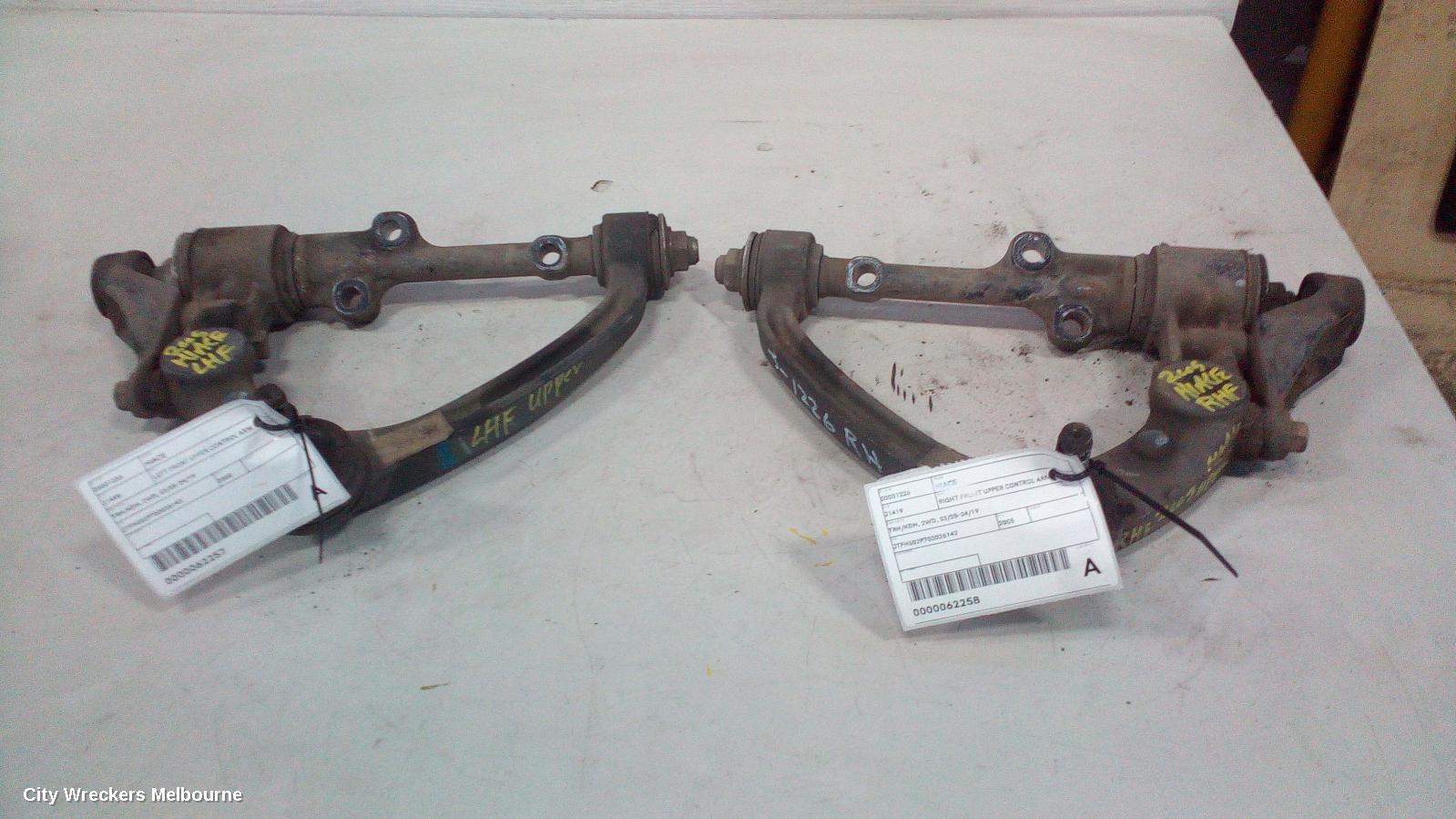 TOYOTA HIACE RIGHT FRONT UPPER CONTROL ARM, TRH/KDH, 2WD, 03/2005 - 04/2019