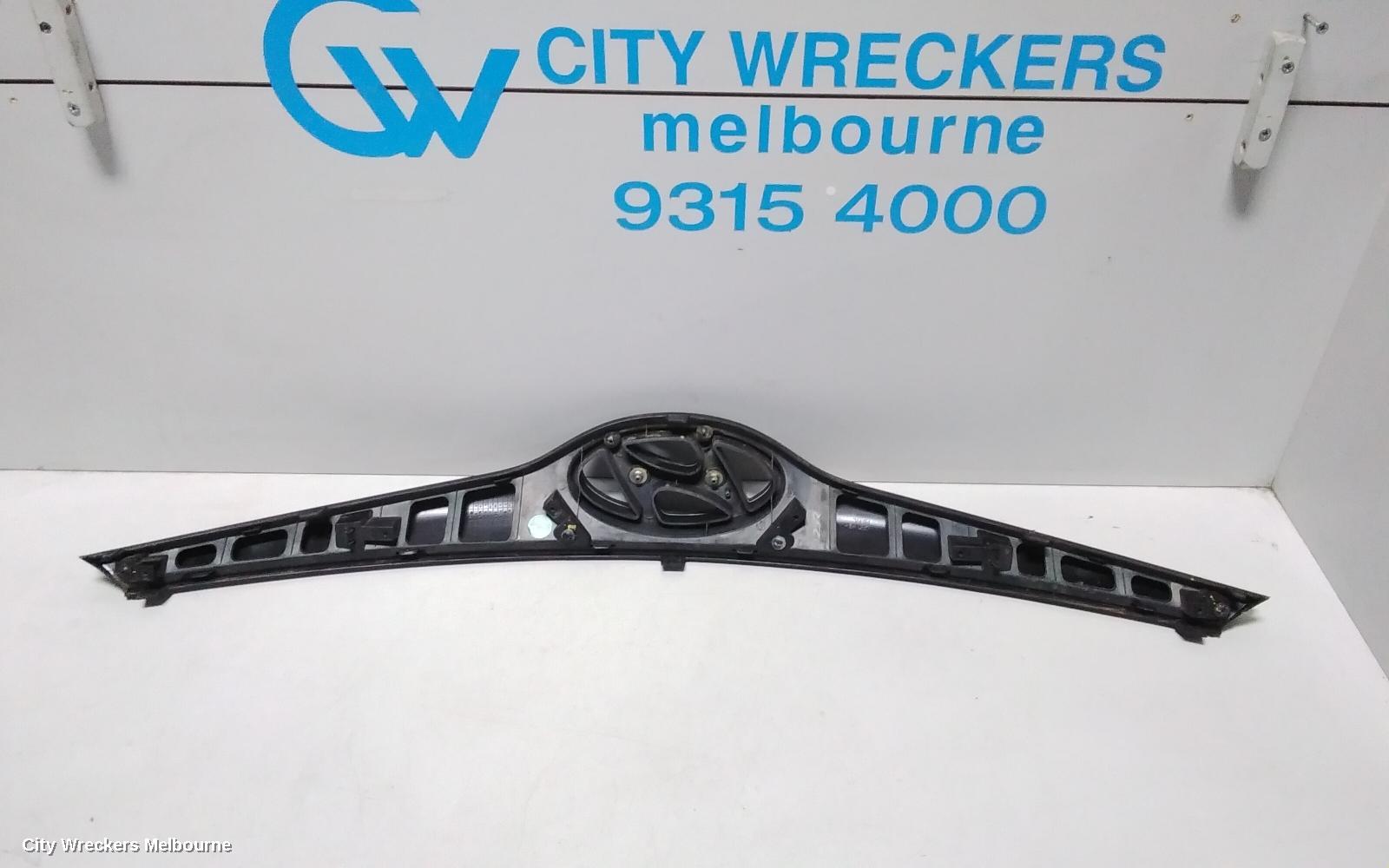 HYUNDAI I20 GRILLE, RADIATOR GRILLE, PB, 03/2012 - 12/2015