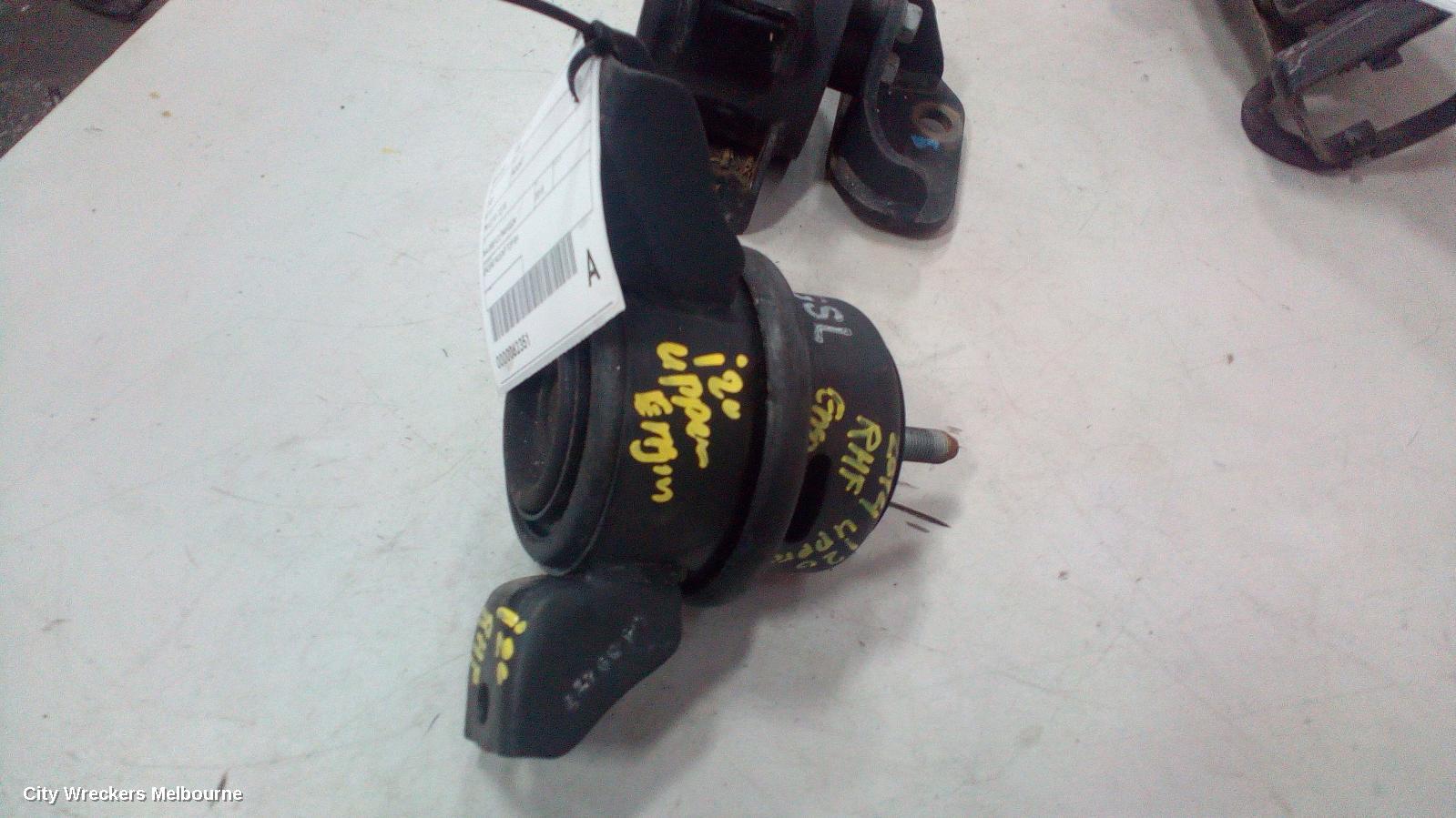 HYUNDAI I20 MOUNT, PB 04/2010 - 12/2015