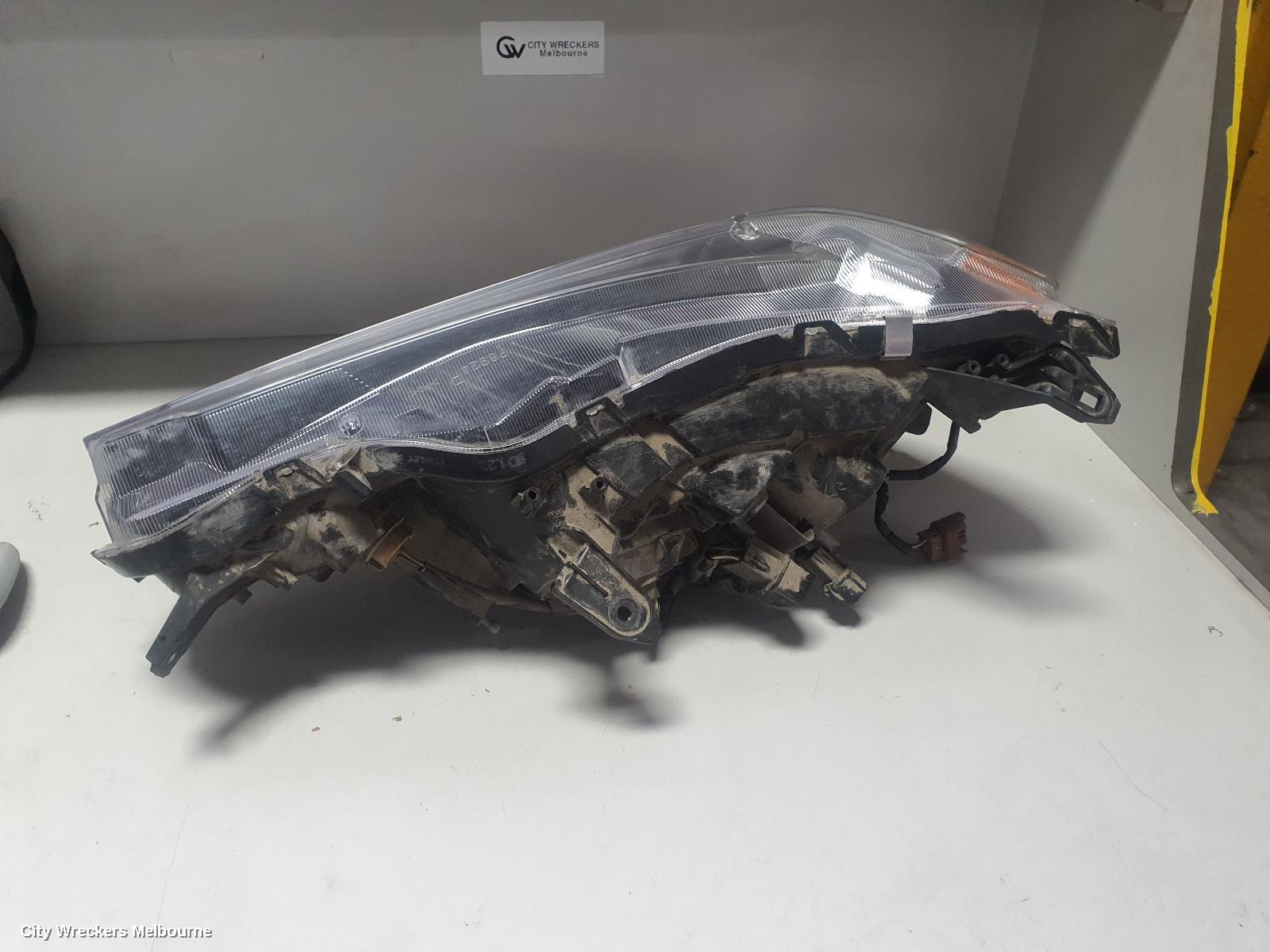MITSUBISHI OUTLANDER RIGHT HEADLAMP, ZH, HALOGEN TYPE, 09/2009 - 10/2012