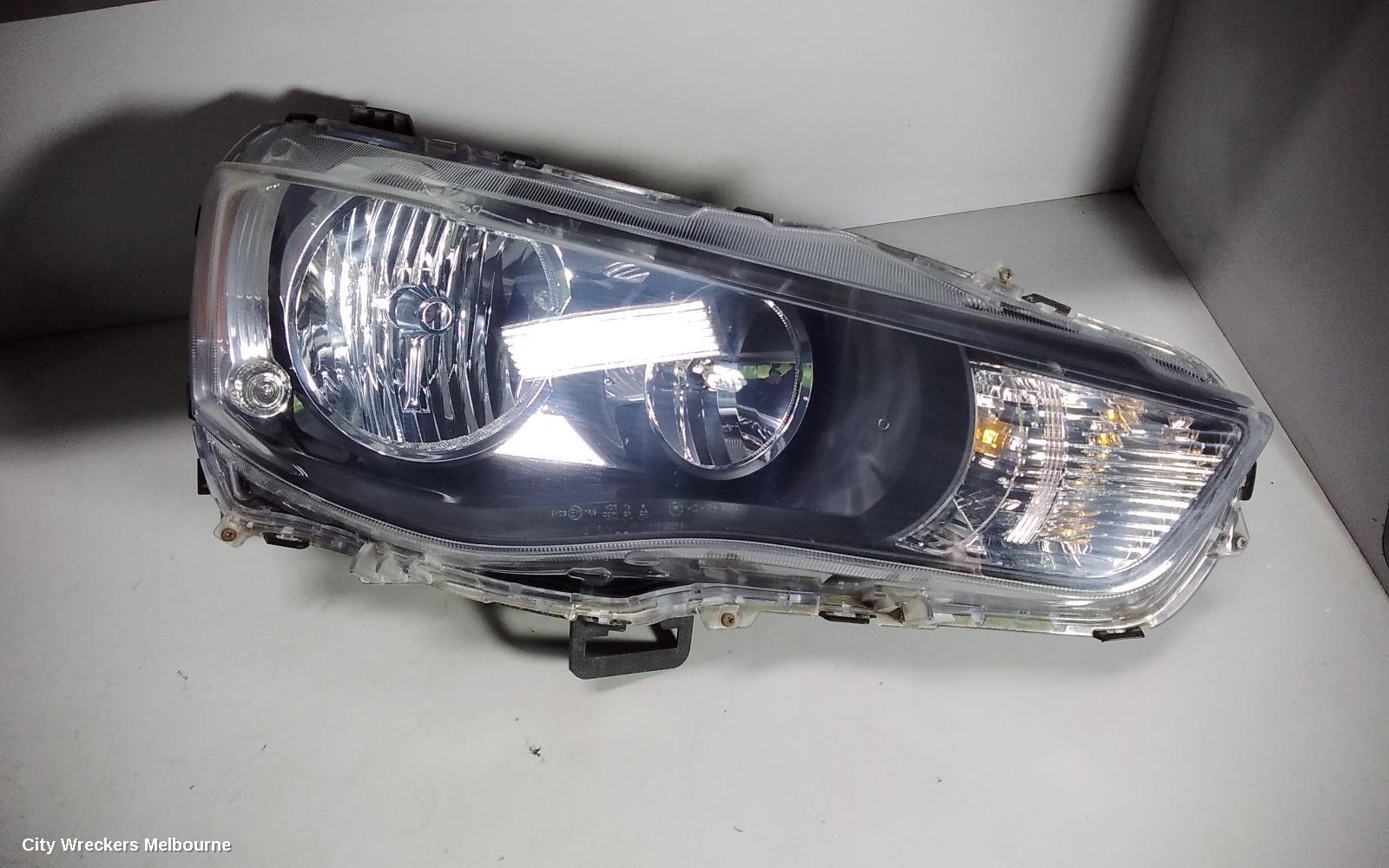 MITSUBISHI OUTLANDER RIGHT HEADLAMP, ZH, HALOGEN TYPE, 09/2009 - 10/2012