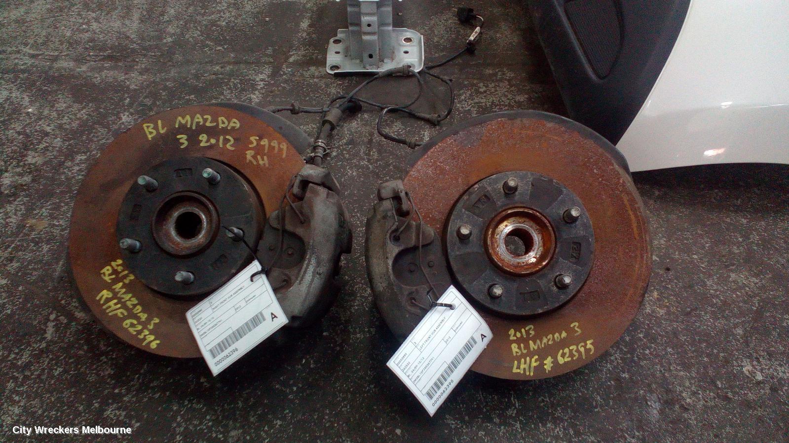 MAZDA 3 LEFT FRONT HUB ASSEMBLY, BL, 04/2009 - 10/2013