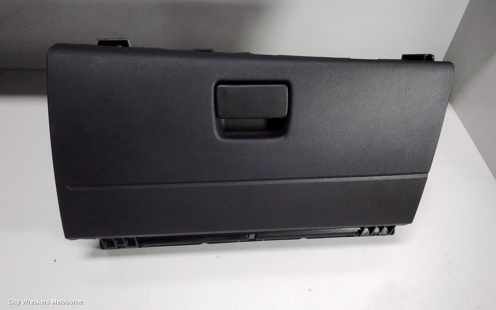 HOLDEN COMMODORE GLOVE BOX, VF, 05/2013 - 12/2017