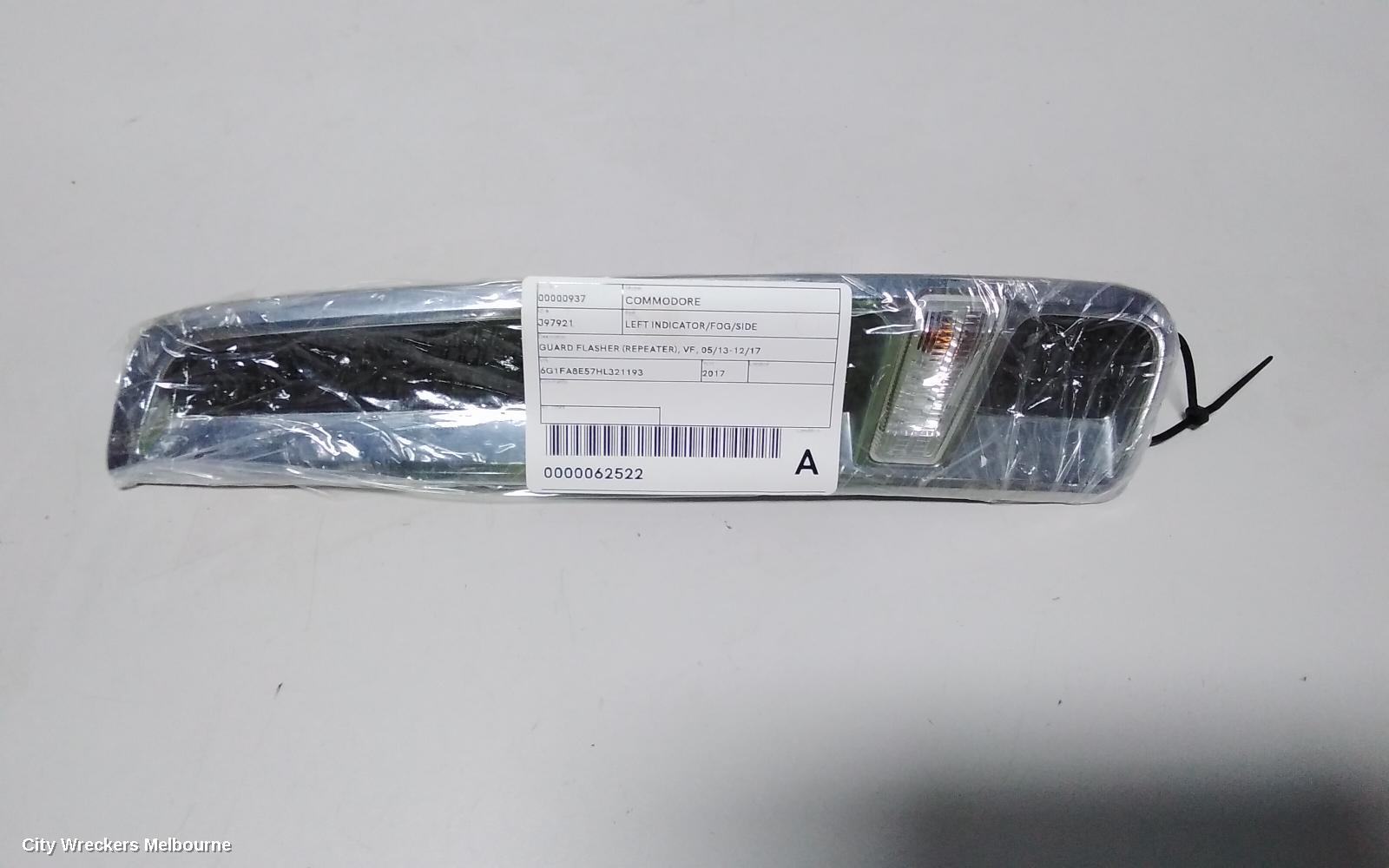 HOLDEN COMMODORE LEFT INDICATOR/FOG/SIDE, GUARD FLASHER (REPEATER), VF, 05/2013 - 12/2017