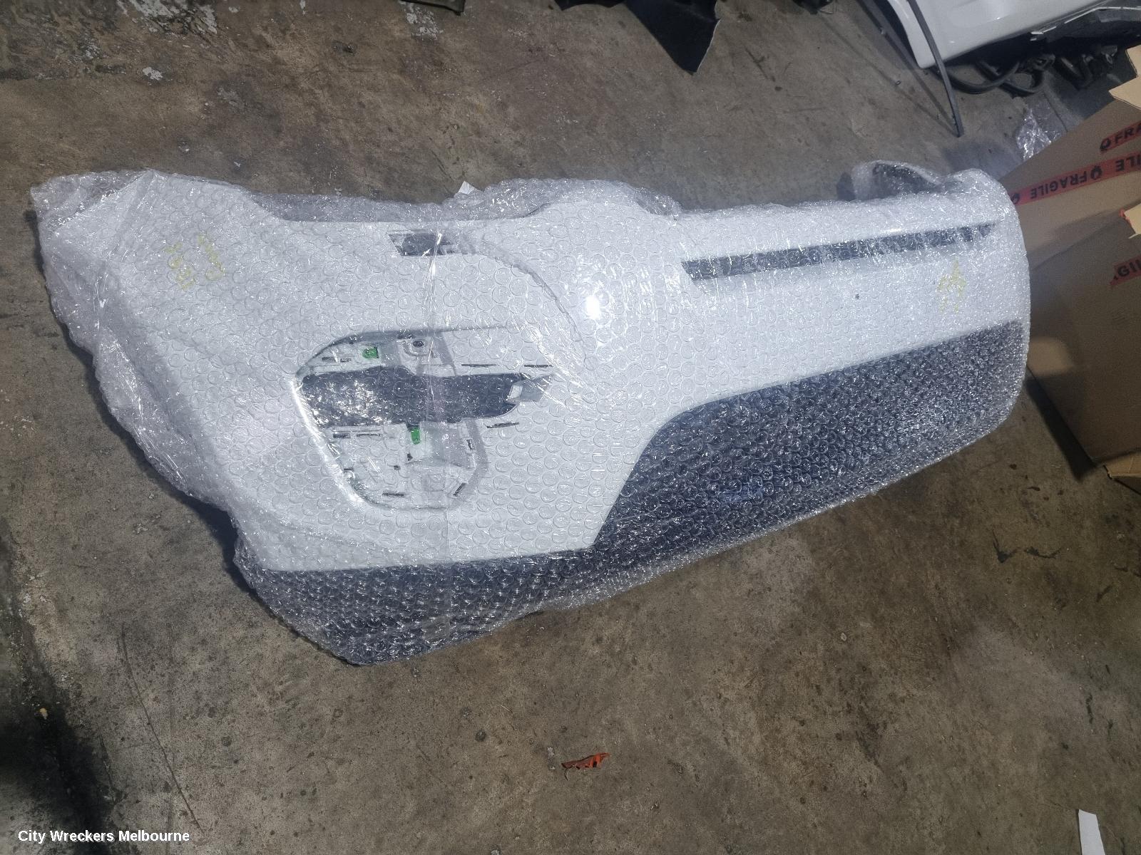 LAND ROVER DISCOVERY SPORT FRONT BUMPER, L550, NON PARK SENSOR, W/ HEADLAMP WASHER TYPE, 01/2015 - 06/2019
