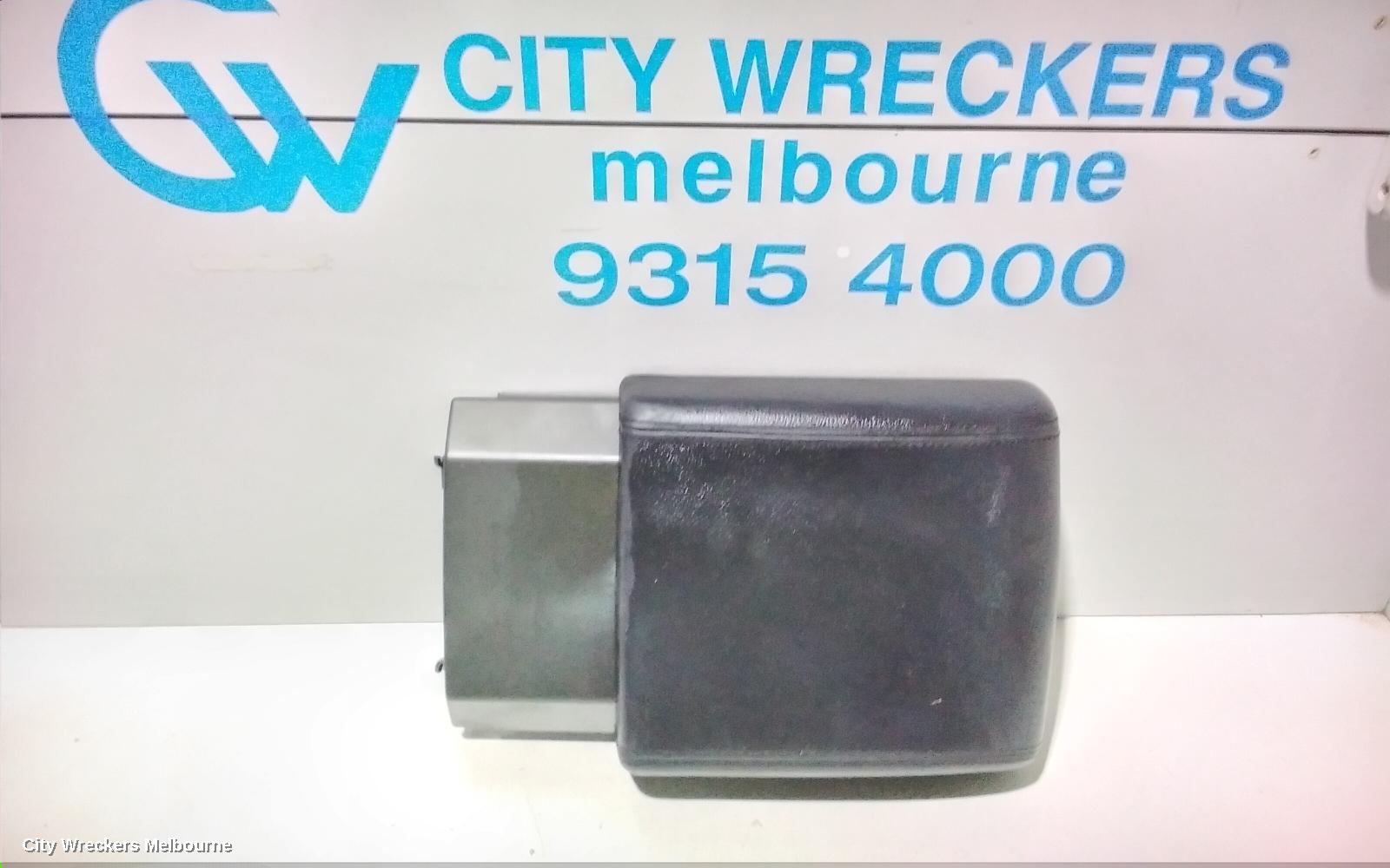 LAND ROVER DISCOVERY SPORT CONSOLE, L550, 01/2015 ONWARDS