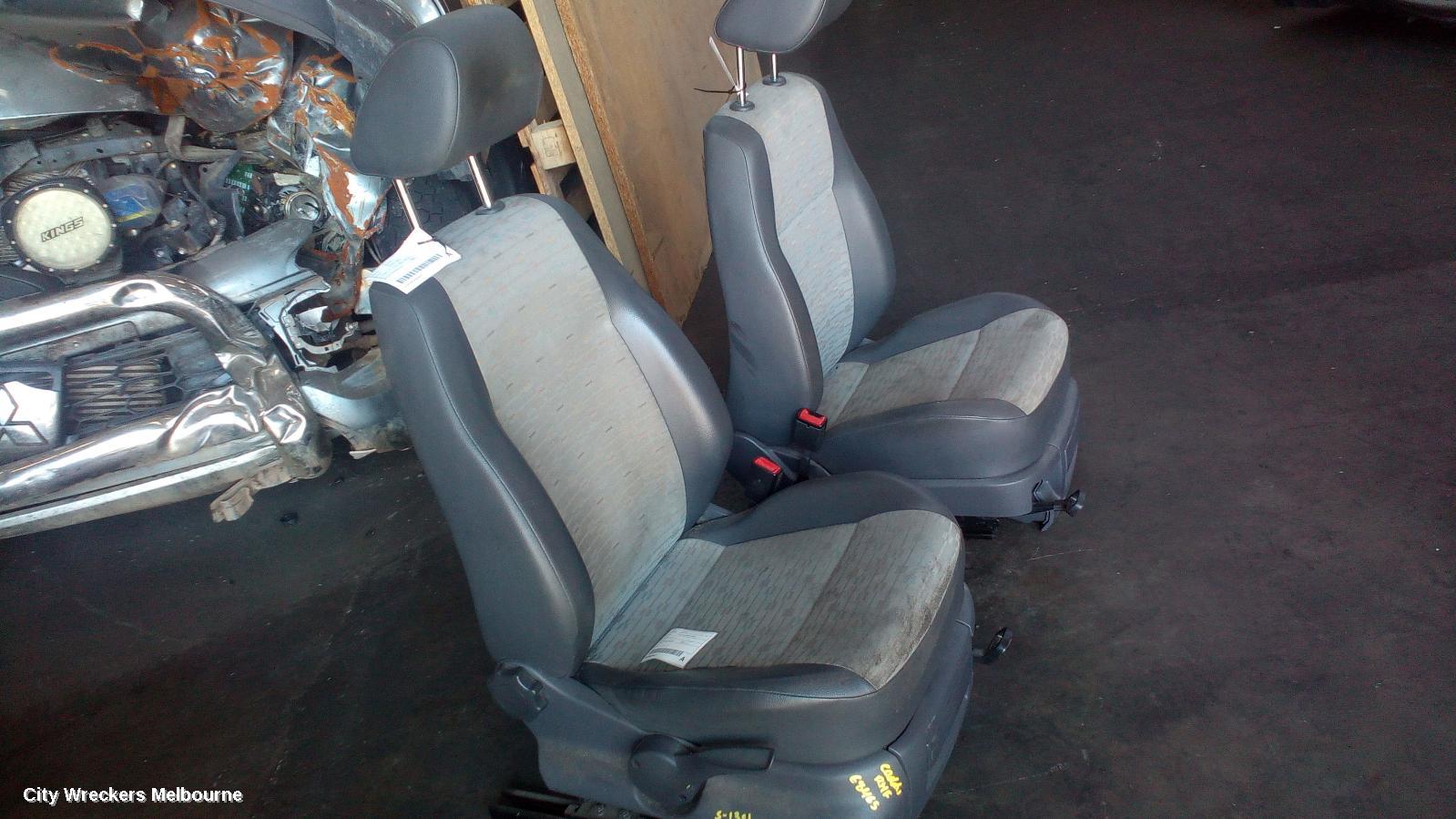 VOLKSWAGEN CADDY FRONT SEAT, RH FRONT, 2K, CLOTH, 08/2010 - 06/2015