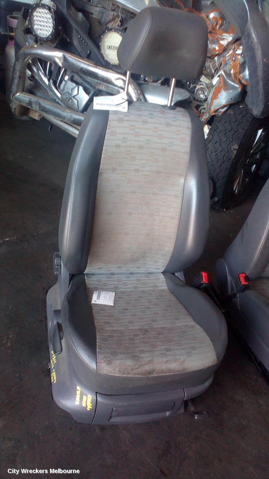 VOLKSWAGEN CADDY FRONT SEAT, RH FRONT, 2K, CLOTH, 08/2010 - 06/2015