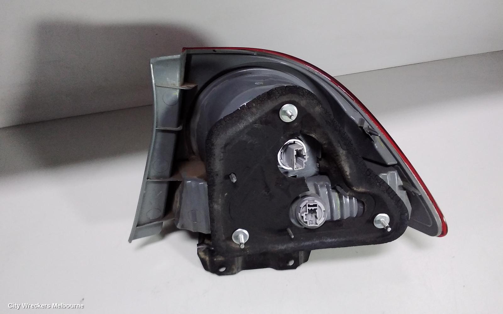 HONDA CIVIC LEFT TAILLIGHT, 8TH GEN, SEDAN, 02/2006 - 12/2008