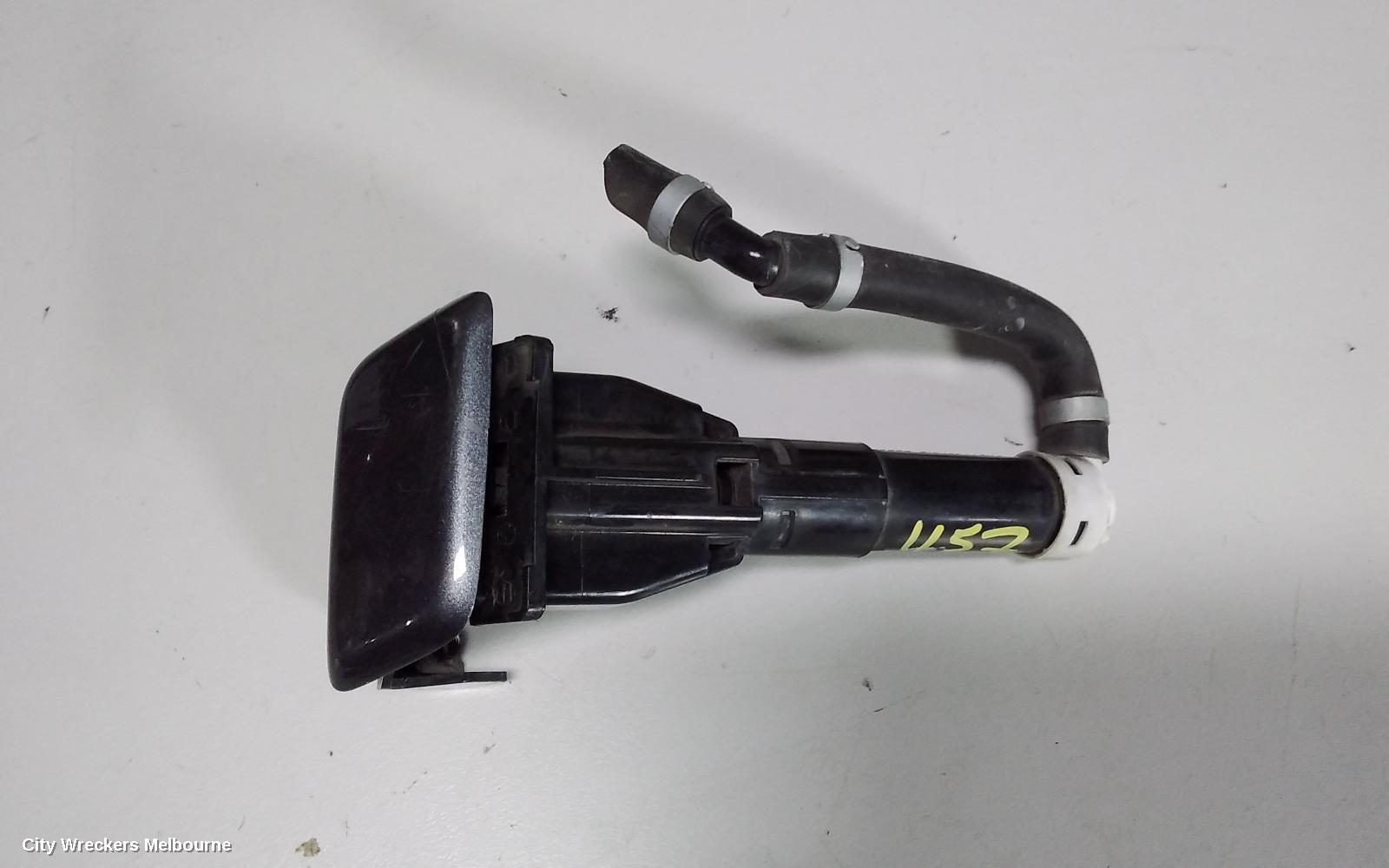 MITSUBISHI OUTLANDER WASHER JET, ZH, 09/2009 - 10/2012