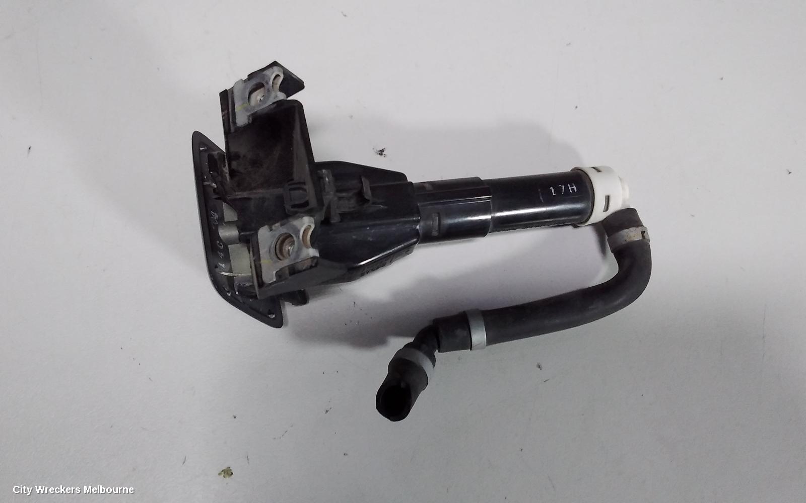 MITSUBISHI OUTLANDER WASHER JET, ZH, 09/2009 - 10/2012