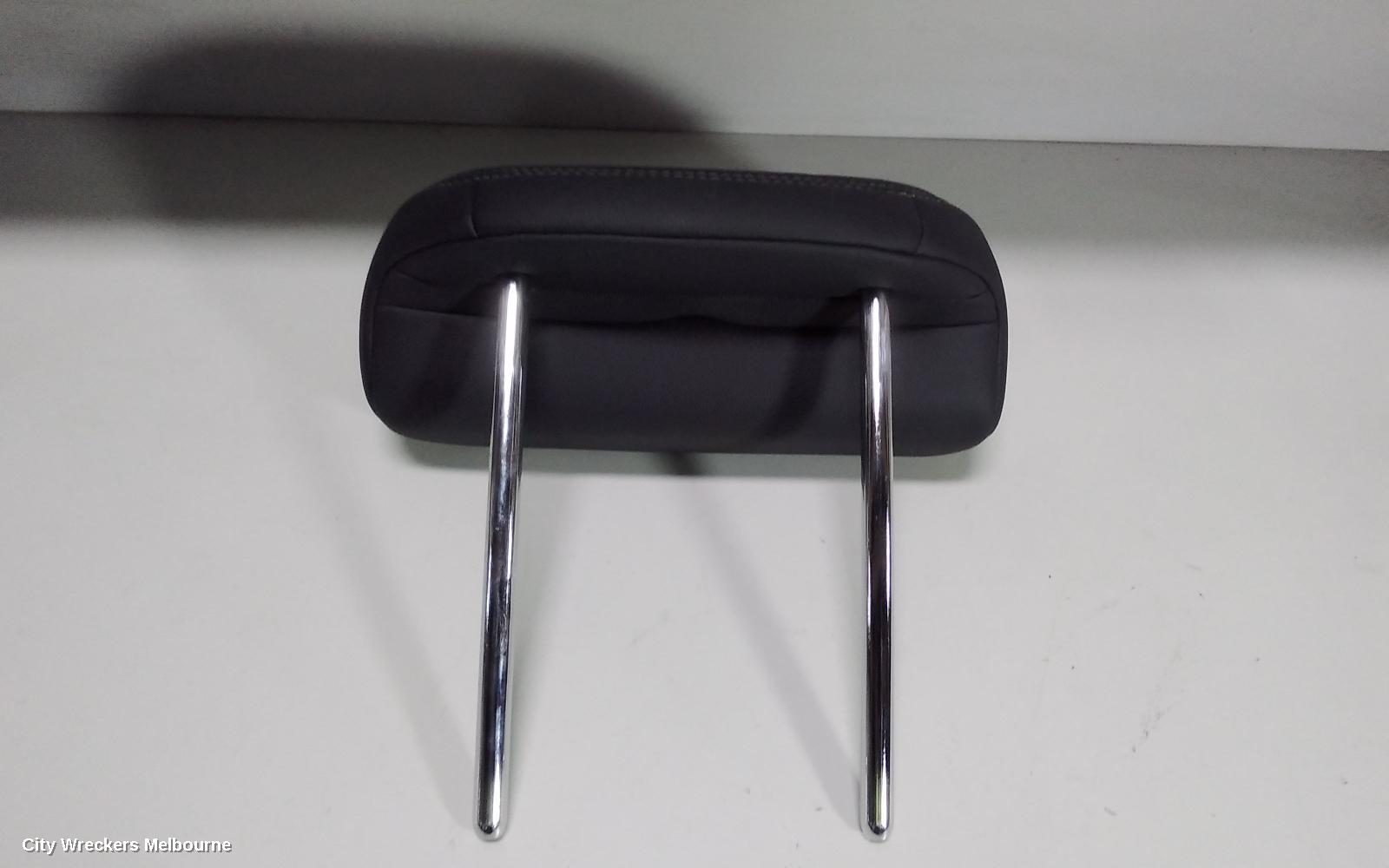 HONDA CRV HEADREST, CENTRE REAR 2ND ROW, LEATHER, RE, 03/2007 - 10/2012