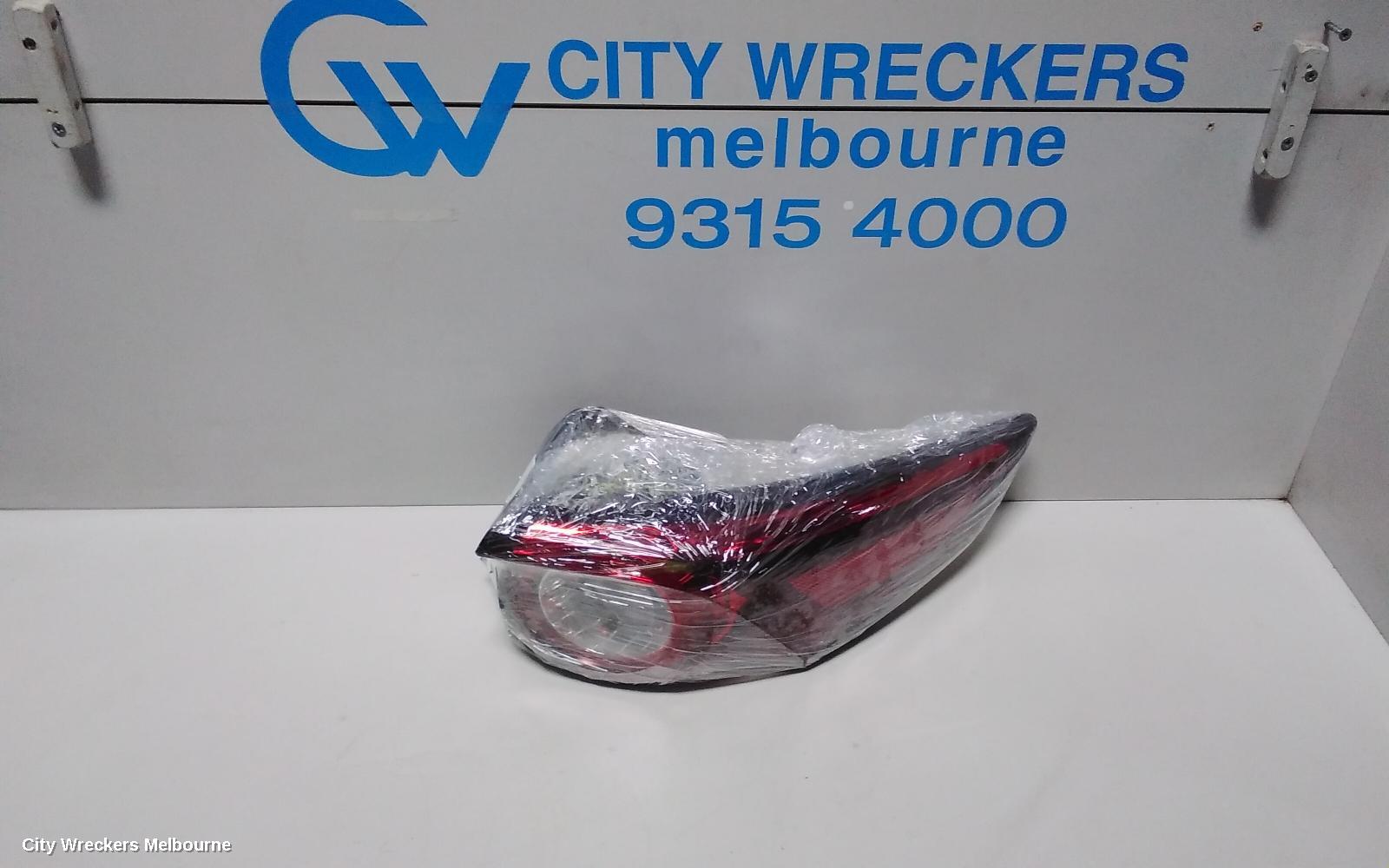 MAZDA CX9 RIGHT TAILLIGHT, TC, IN BODY, 07/2016 ONWARDS