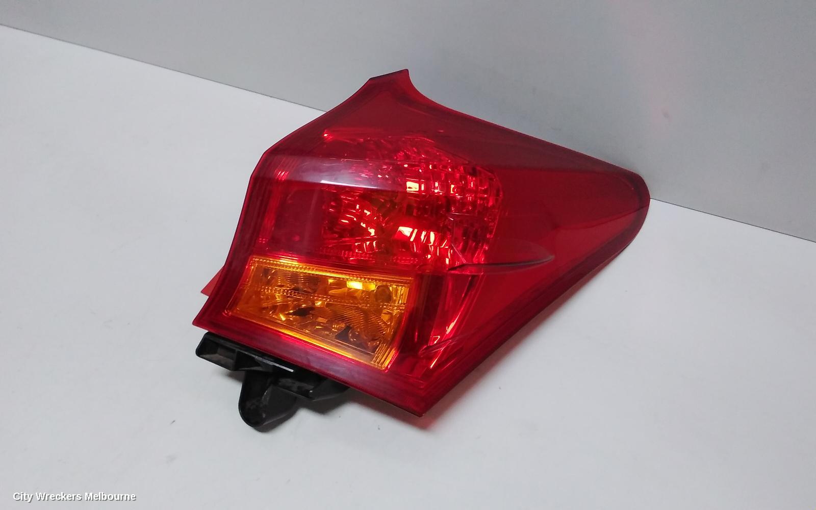 TOYOTA COROLLA RIGHT TAILLIGHT, ZRE182R/ZWE186R, HATCH, 10/2012 - 03/2015