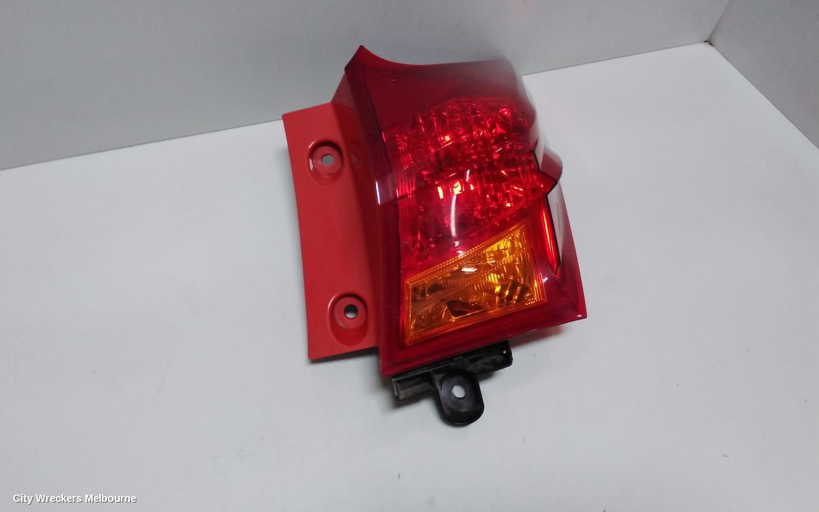 TOYOTA COROLLA RIGHT TAILLIGHT, ZRE182R/ZWE186R, HATCH, 10/2012 - 03/2015