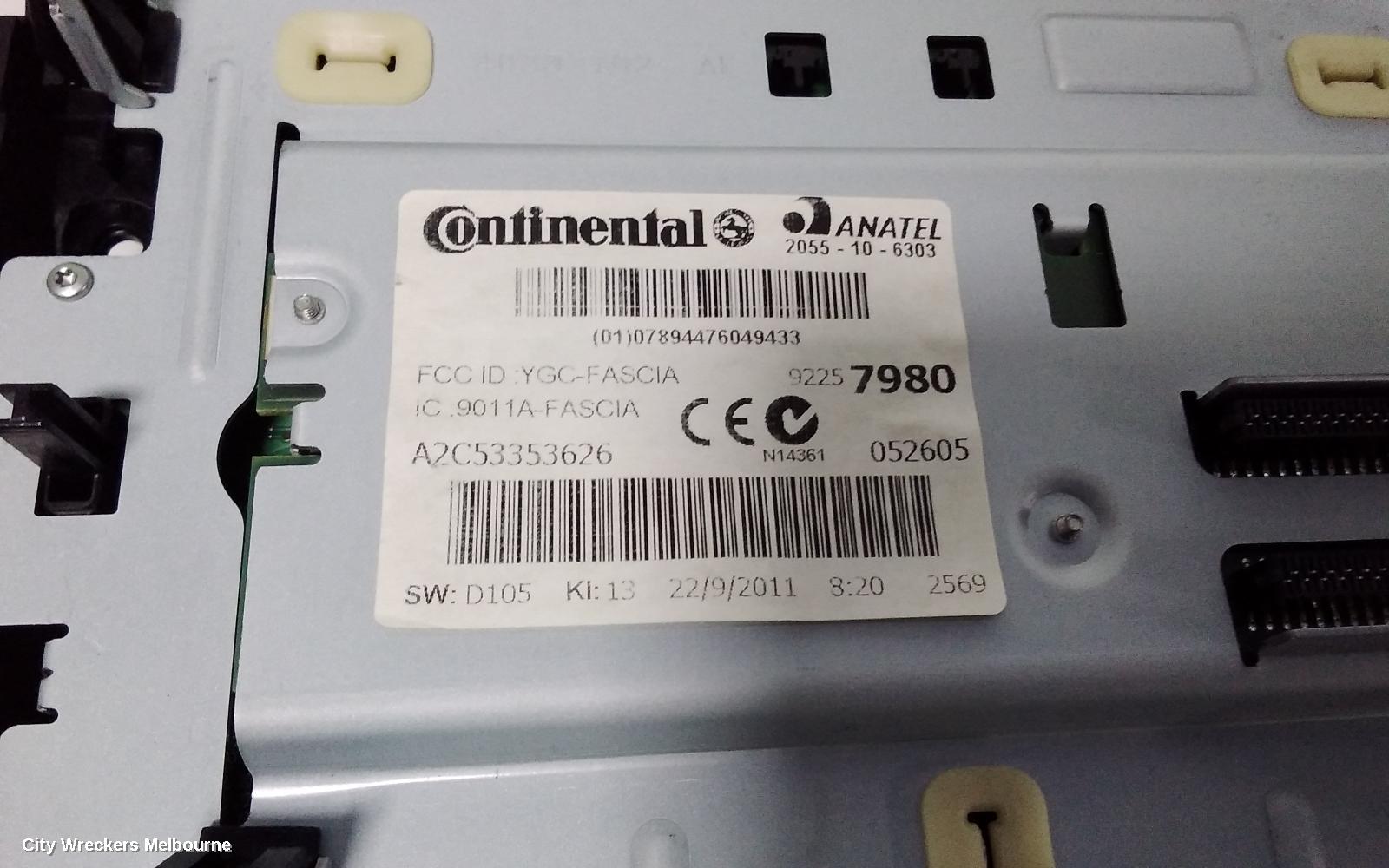 HOLDEN COMMODORE RADIO/CD/DVD/SAT/TV, HEAD UNIT & DISPLAY/CONTROL PANEL ASSY, SINGLE DISC CD PLAYER, W/ SAT NAV, VE, HSV/CALAIS/SSV, 09/2009 - 04/2013