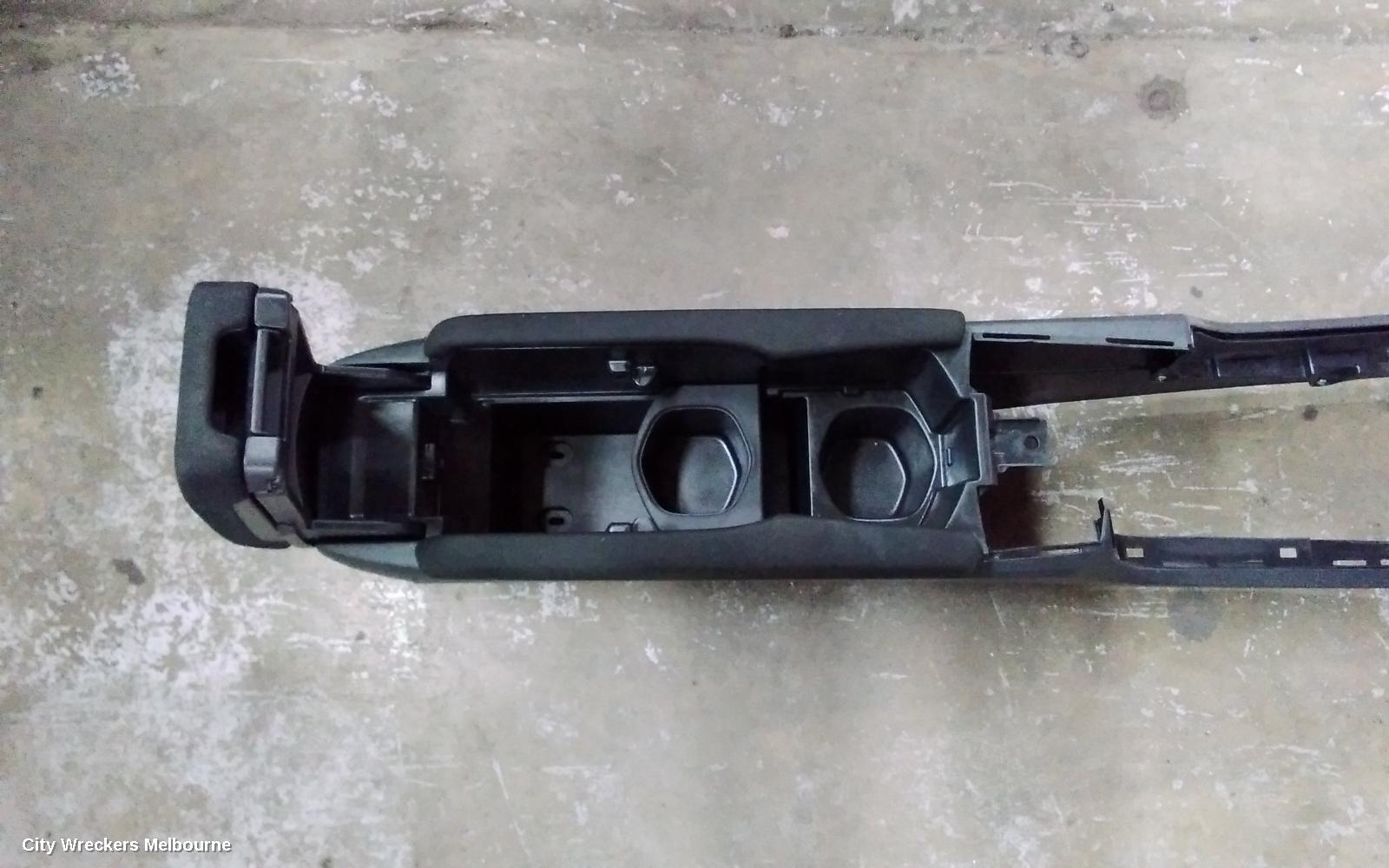 HONDA CIVIC CONSOLE, 10TH GEN, CONSOLE LID ONLY, CLOTH, 05/2016 - 08/2021