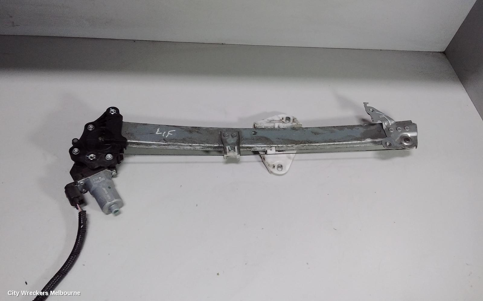 HONDA HRV LEFT FRONT WINDOW REG/MOTOR, RU, 12/2014 - 10/2021