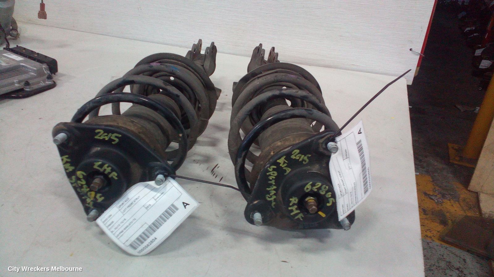 KIA SPORTAGE LEFT FRONT STRUT, SL, 06/2013 - 10/2015