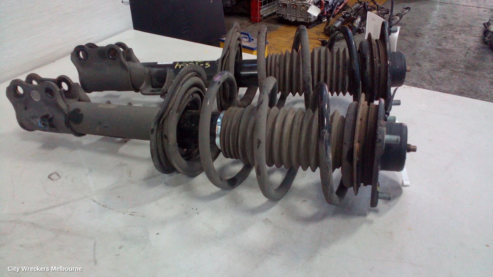 KIA SPORTAGE LEFT FRONT STRUT, SL, 06/2013 - 10/2015
