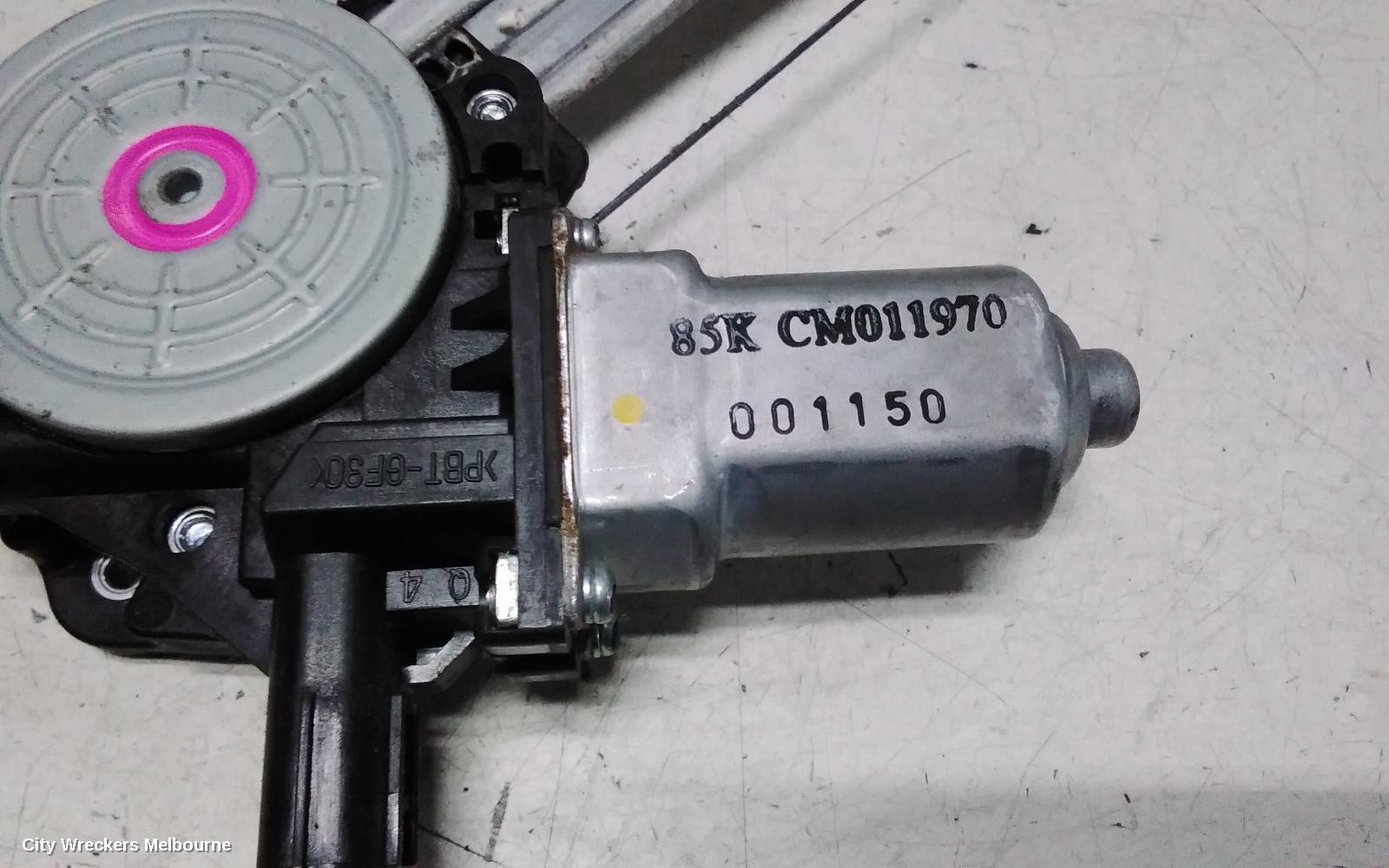 HONDA CRV RIGHT FRONT WINDOW REG/MOTOR, POWER, RE, 03/2007 - 10/2012