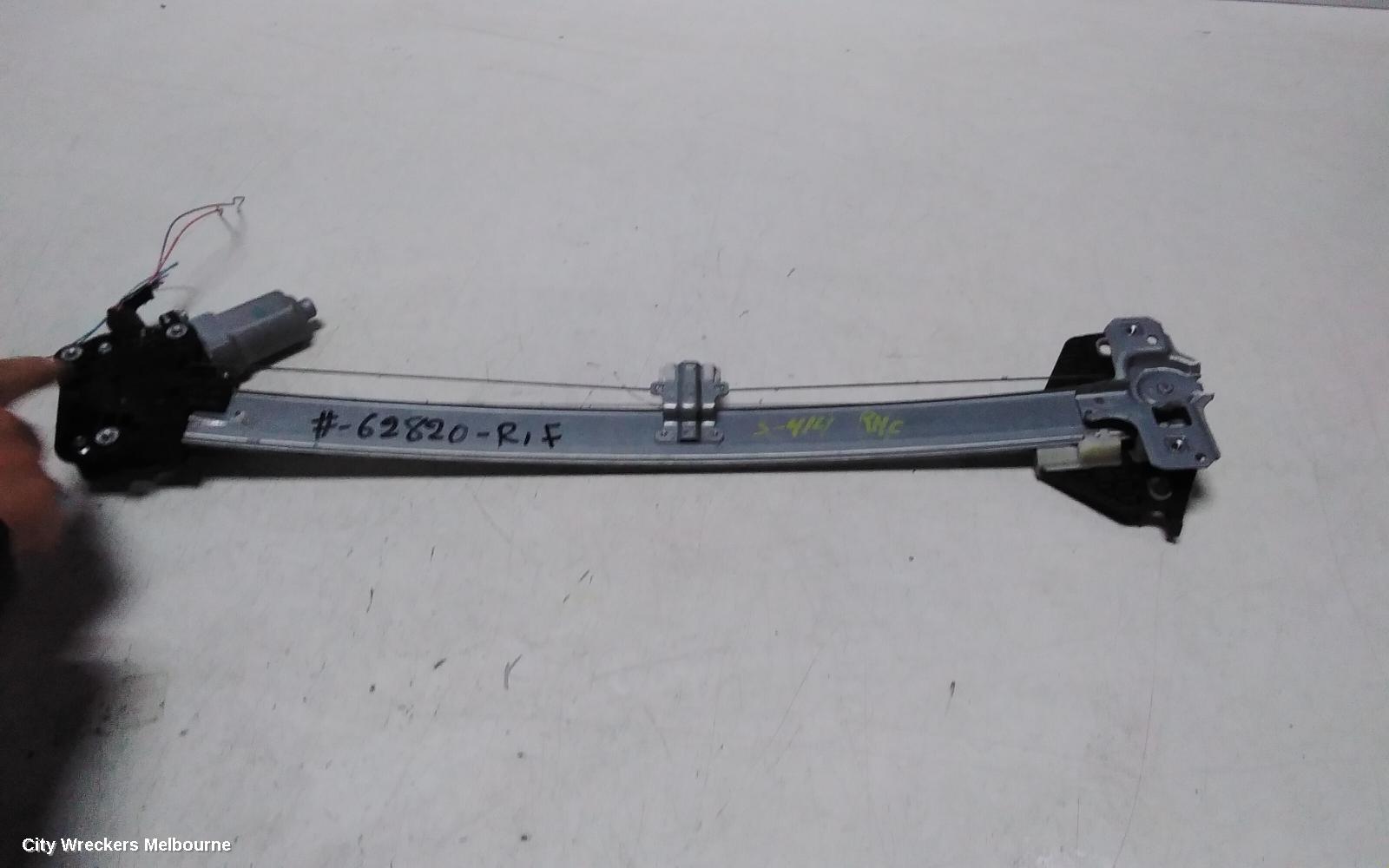 HONDA CRV RIGHT FRONT WINDOW REG/MOTOR, POWER, RE, 03/2007 - 10/2012
