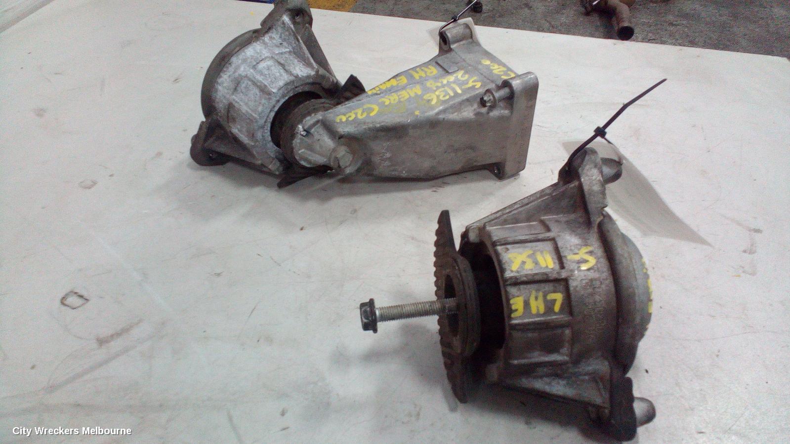 MERCEDES C CLASS MOUNT, LH SIDE, PETROL, 1.8, S/CHARGED, W204, C180K, 271.952 CODE, 07/2007 - 12/2009