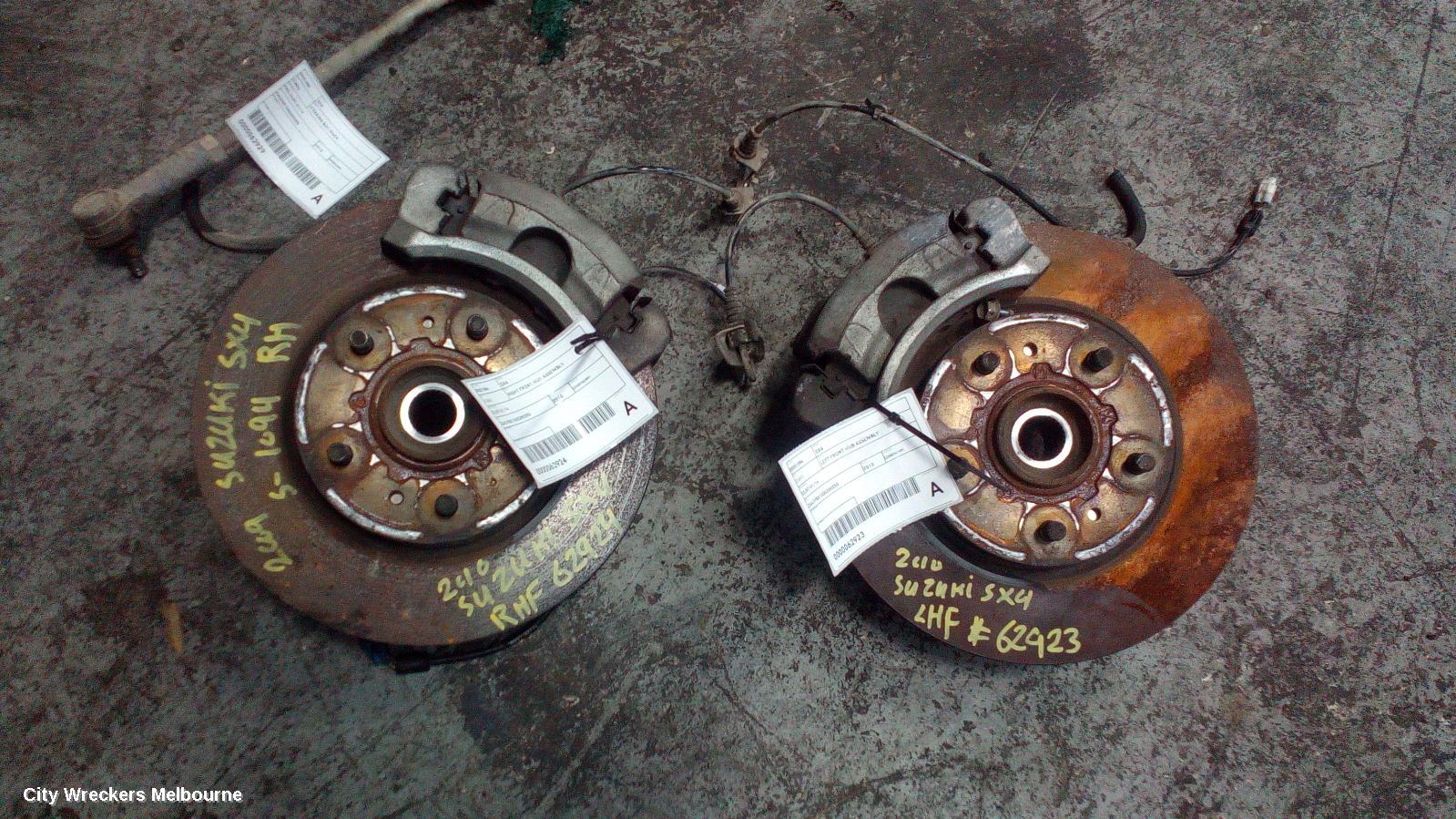 SUZUKI SX4 RIGHT FRONT HUB ASSEMBLY, 01/2007 - 01/2014