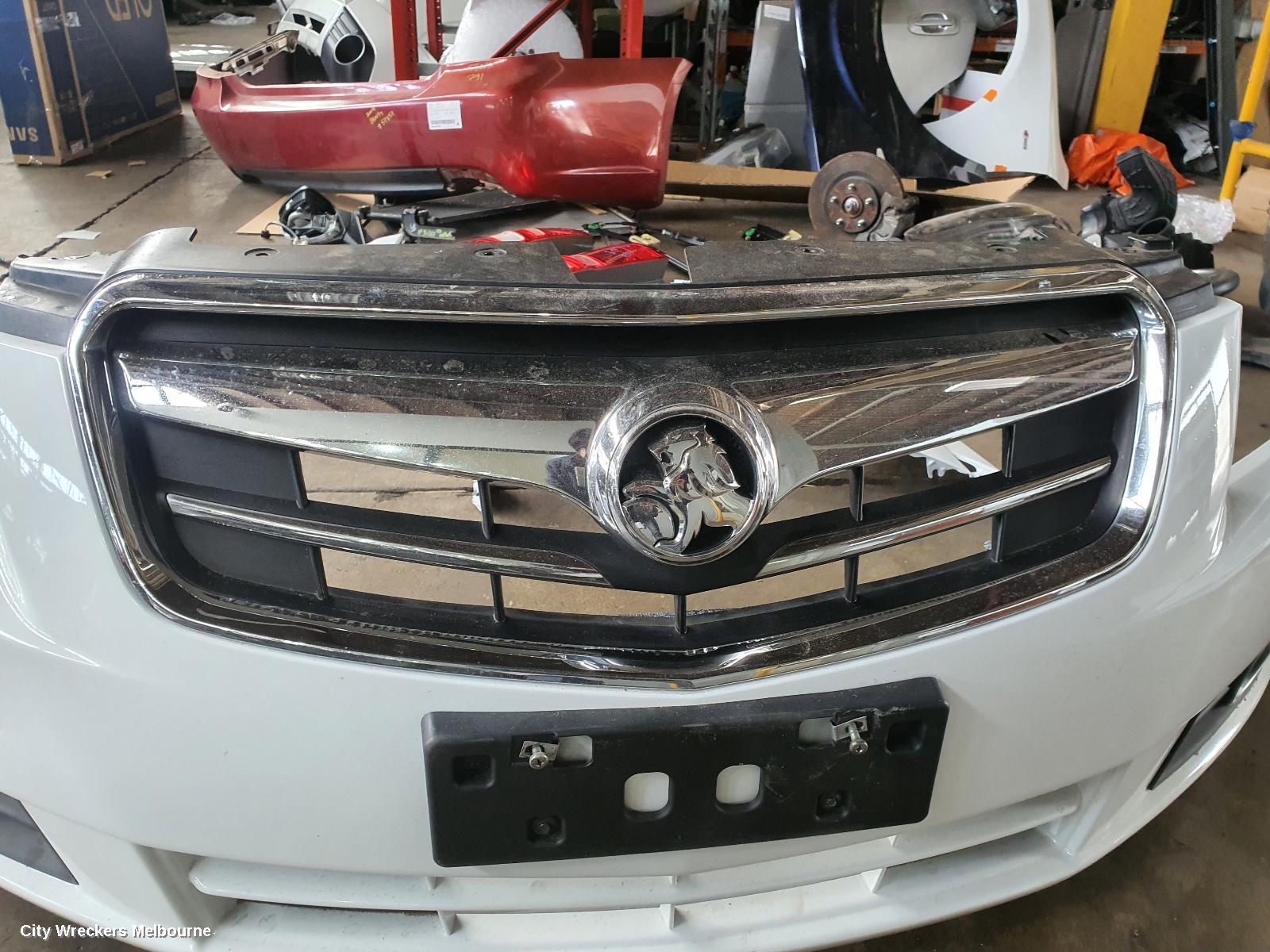 HOLDEN CRUZE GRILLE, JG, CDX TYPE, 03/2009 - 02/2011