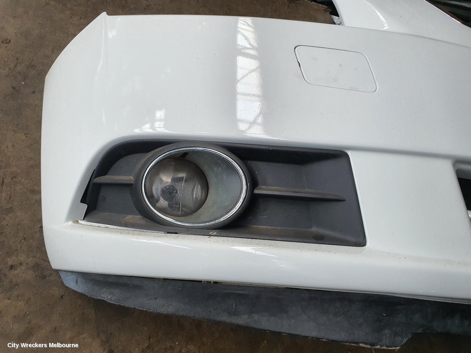 HOLDEN CRUZE RIGHT INDICATOR/FOG/SIDE, BUMPER FOGLAMP, JG, 03/2009 - 02/2011