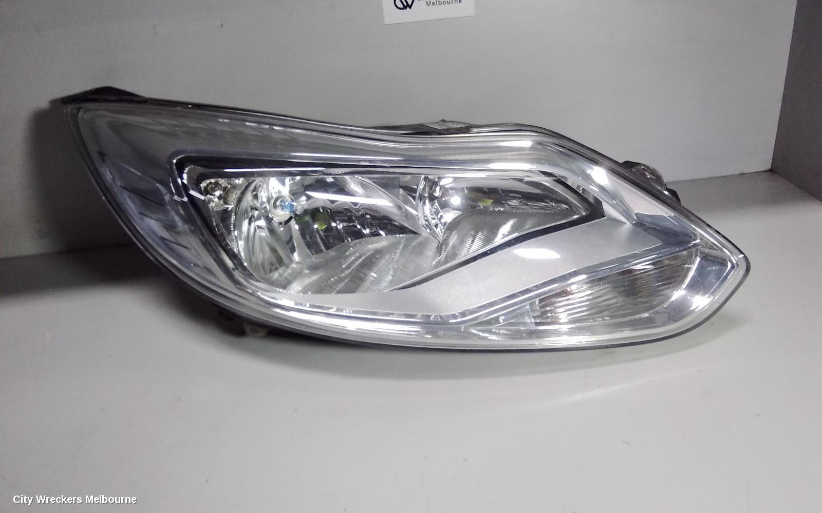 FORD FOCUS RIGHT HEADLAMP, LW, CHROME BACKGROUND, 05/2011 - 07/2012