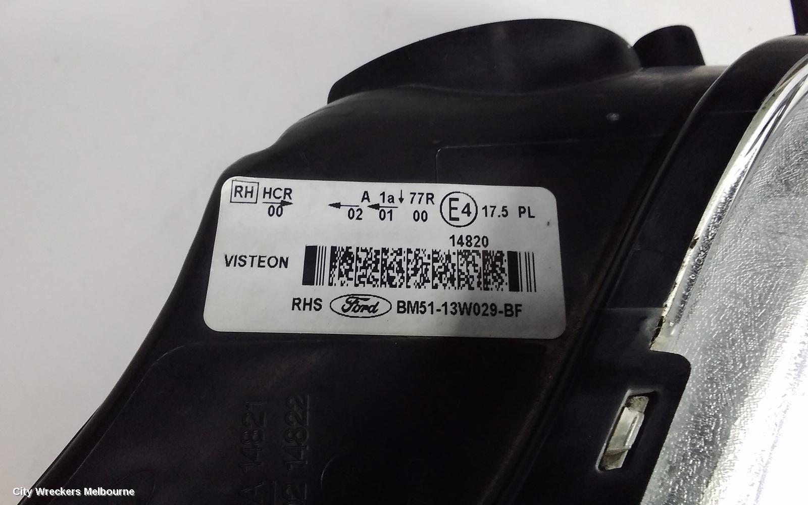 FORD FOCUS RIGHT HEADLAMP, LW, CHROME BACKGROUND, 05/2011 - 07/2012