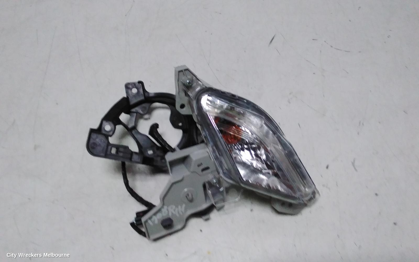 MAZDA CX3 RIGHT INDICATOR/FOG/SIDE, BUMPER FLASHER, DK, 03/2015 ONWARDS