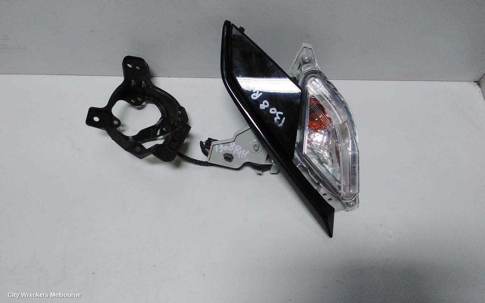 MAZDA CX3 RIGHT INDICATOR/FOG/SIDE, BUMPER FLASHER, DK, 03/2015 ONWARDS