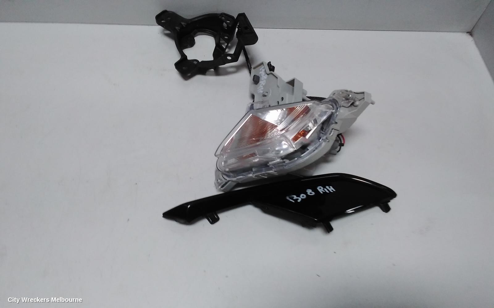 MAZDA CX3 RIGHT INDICATOR/FOG/SIDE, BUMPER FLASHER, DK, 03/2015 ONWARDS