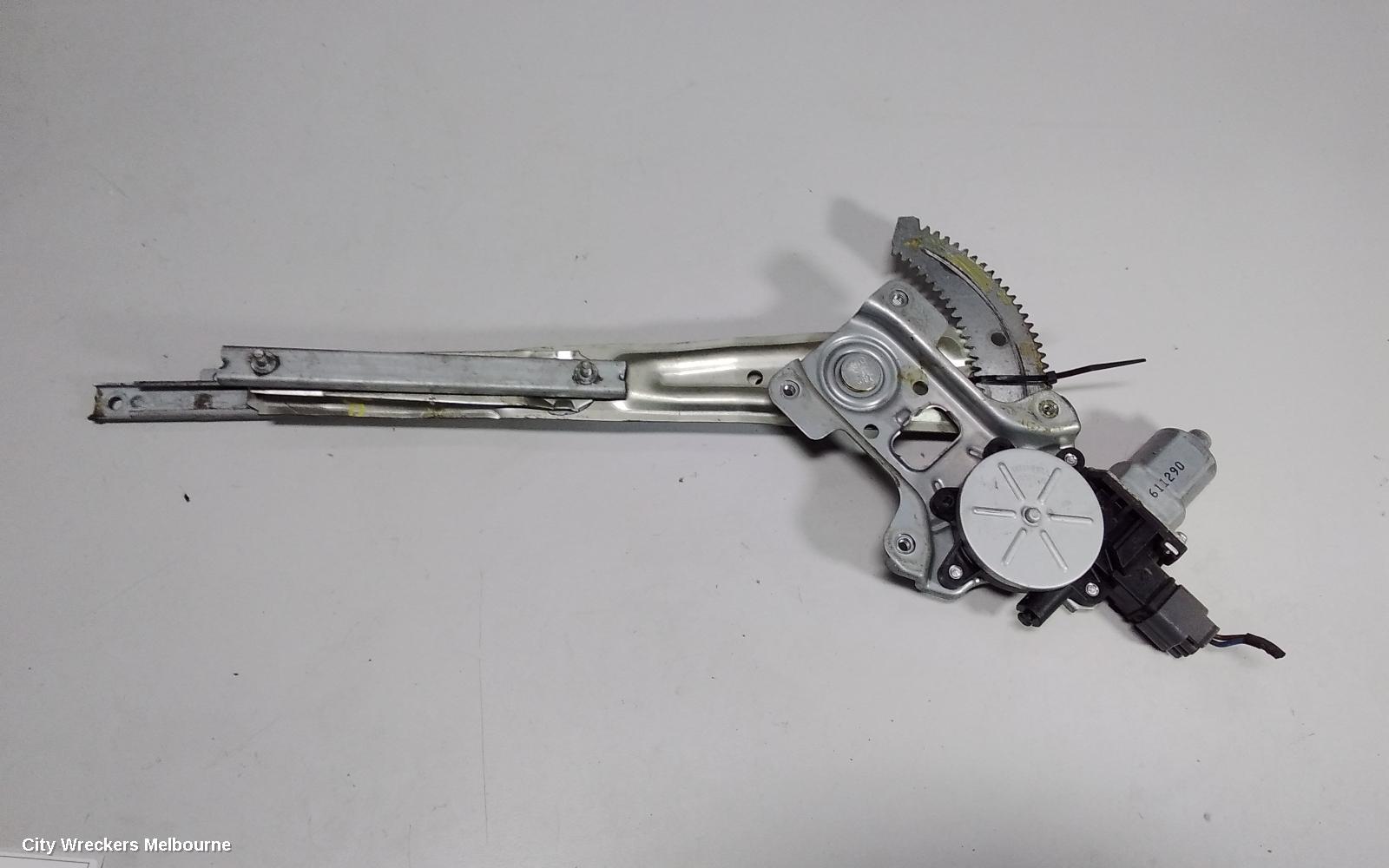MITSUBISHI OUTLANDER LEFT FRONT WINDOW REG/MOTOR, ZG-ZH, POWER, 11/2006 - 10/2012