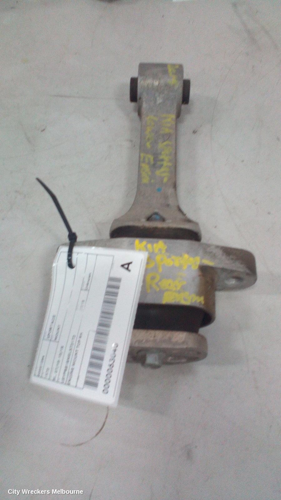 KIA SPORTAGE MOUNT, SL, 07/2010 - 10/2015