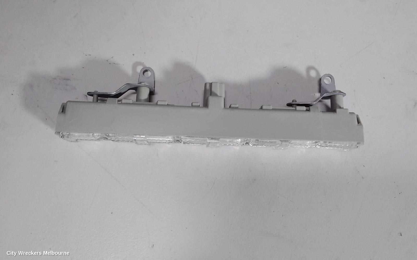 TOYOTA CAMRY HIGH LEVEL STOPLIGHT, XV50, 12/2011 - 05/2015