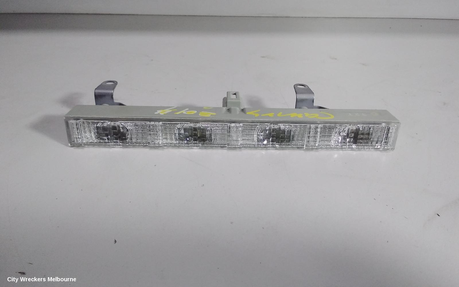 TOYOTA CAMRY HIGH LEVEL STOPLIGHT, XV50, 12/2011 - 05/2015