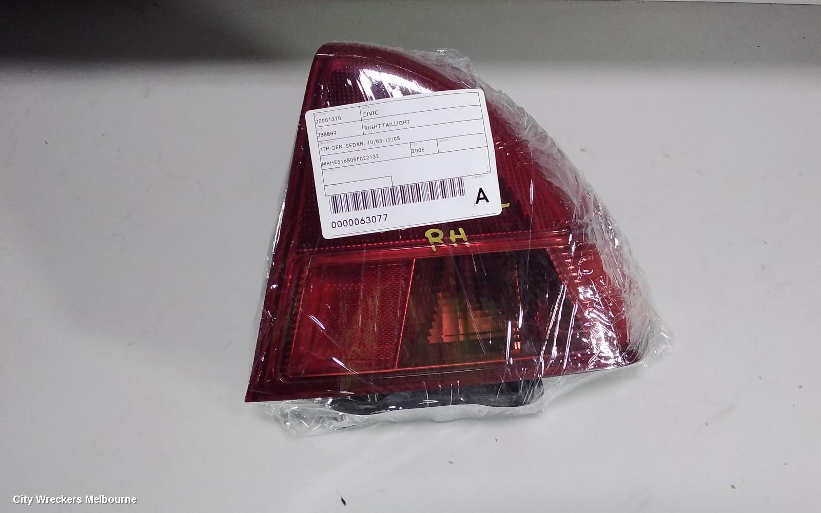 HONDA CIVIC RIGHT TAILLIGHT, 7TH GEN, SEDAN, 10/2003 - 12/2005