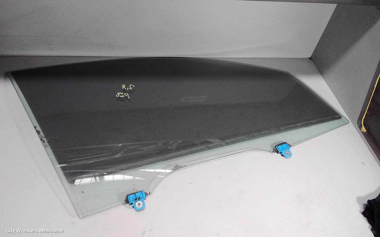 MITSUBISHI OUTLANDER RIGHT FRONT DOOR WINDOW, ZJ-ZK, 10/2012 ONWARDS