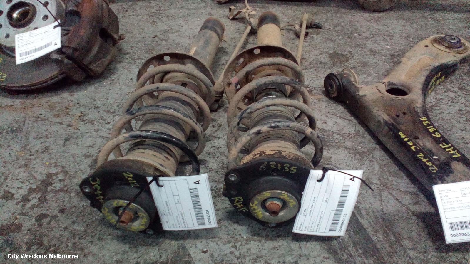 VOLKSWAGEN JETTA RIGHT FRONT STRUT, 1B, 02/2011 - 01/2015