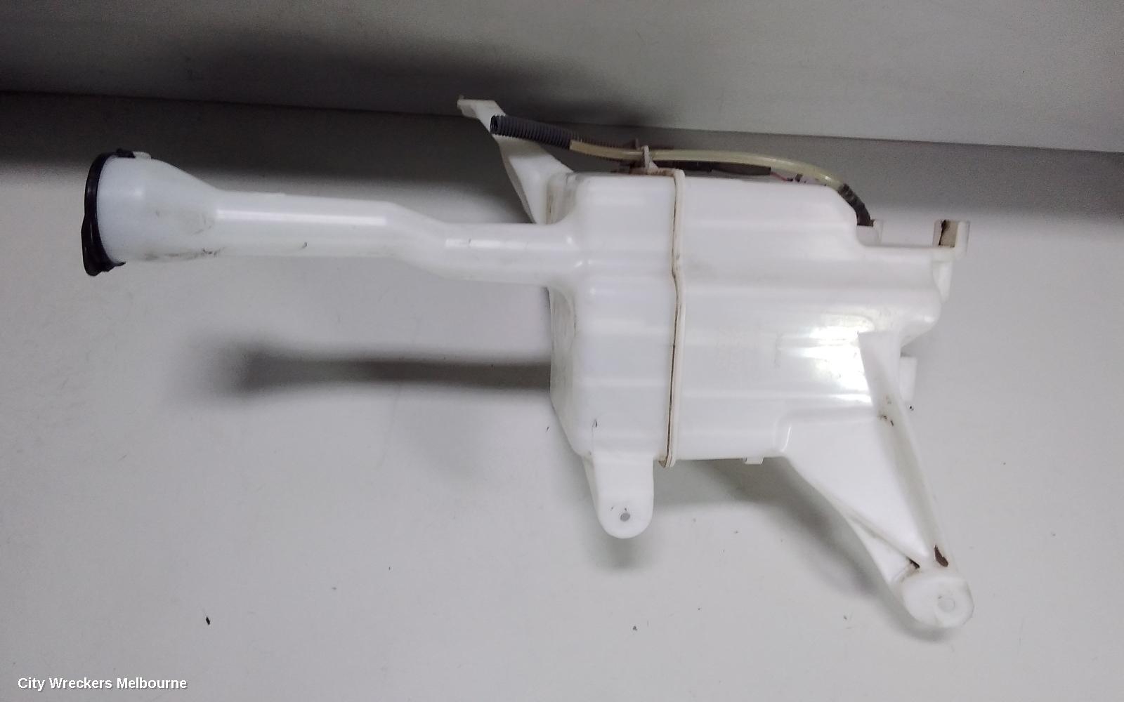 TOYOTA CAMRY WASHER BOTTLE, ASV50/AVV50, 12/2011 - 10/2017