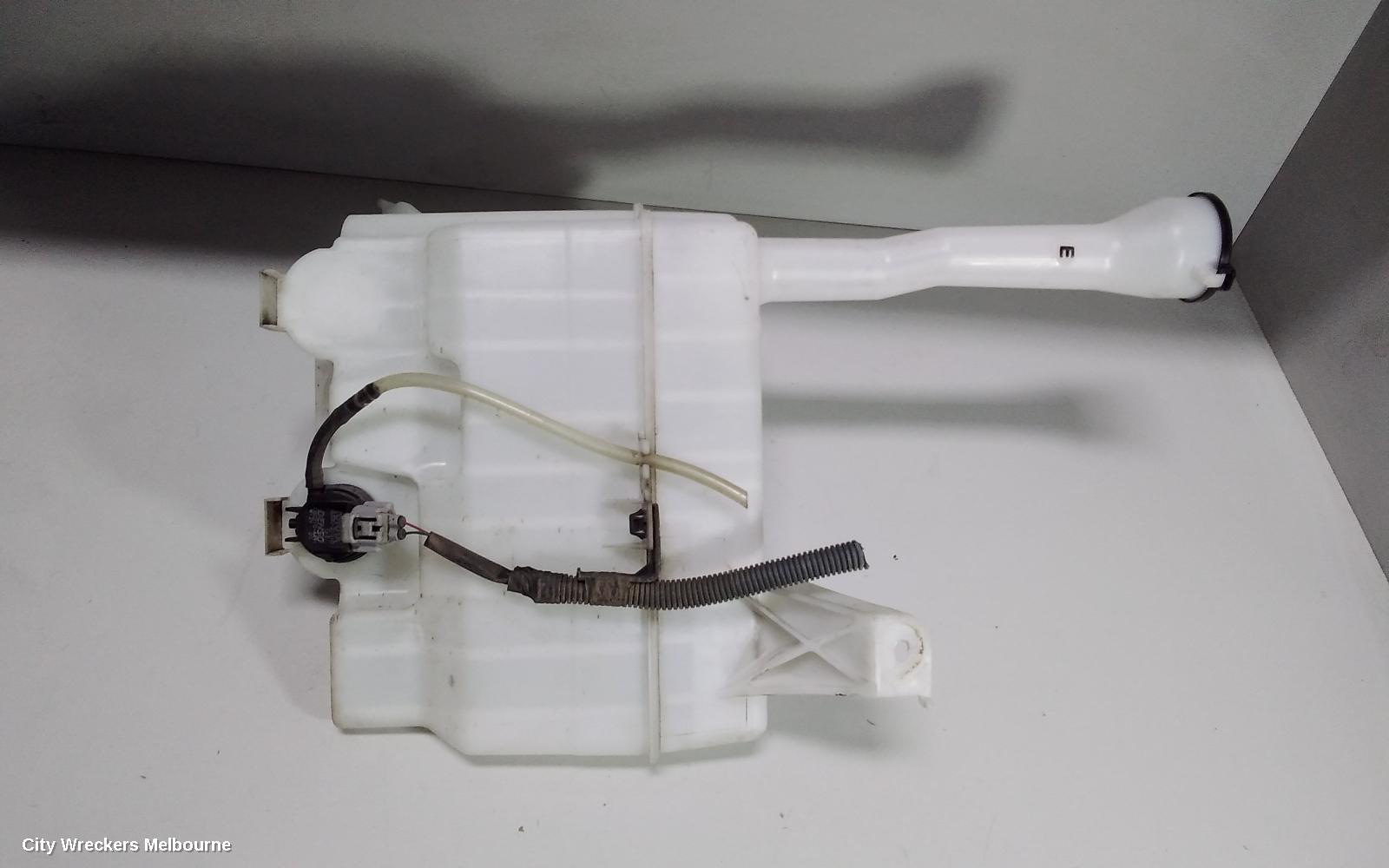 TOYOTA CAMRY WASHER BOTTLE, ASV50/AVV50, 12/2011 - 10/2017
